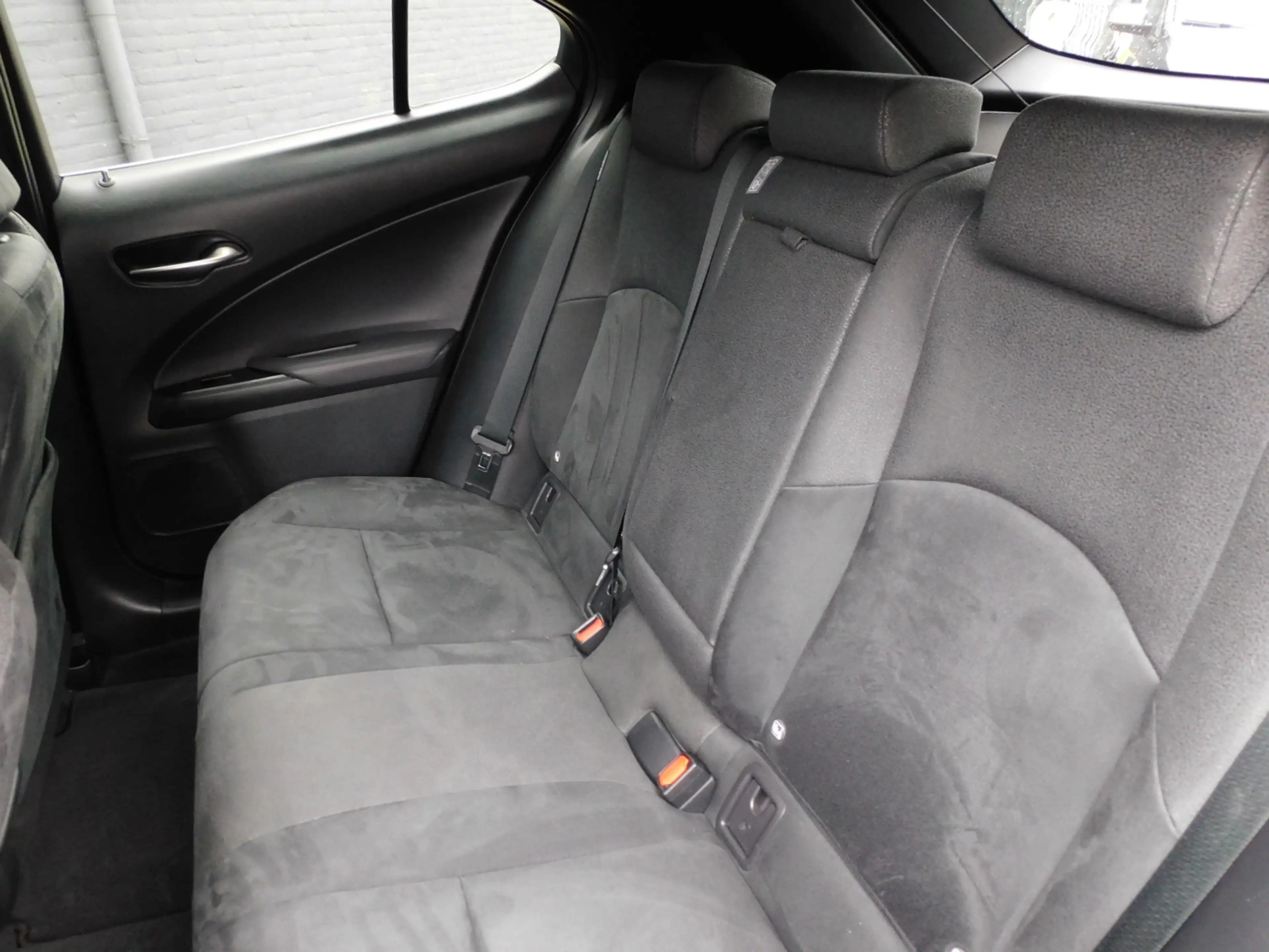 Lexus UX 250h Business Line TOPSTAAT! DEALER ONDERHOUDEN! CARPLA — photo 9