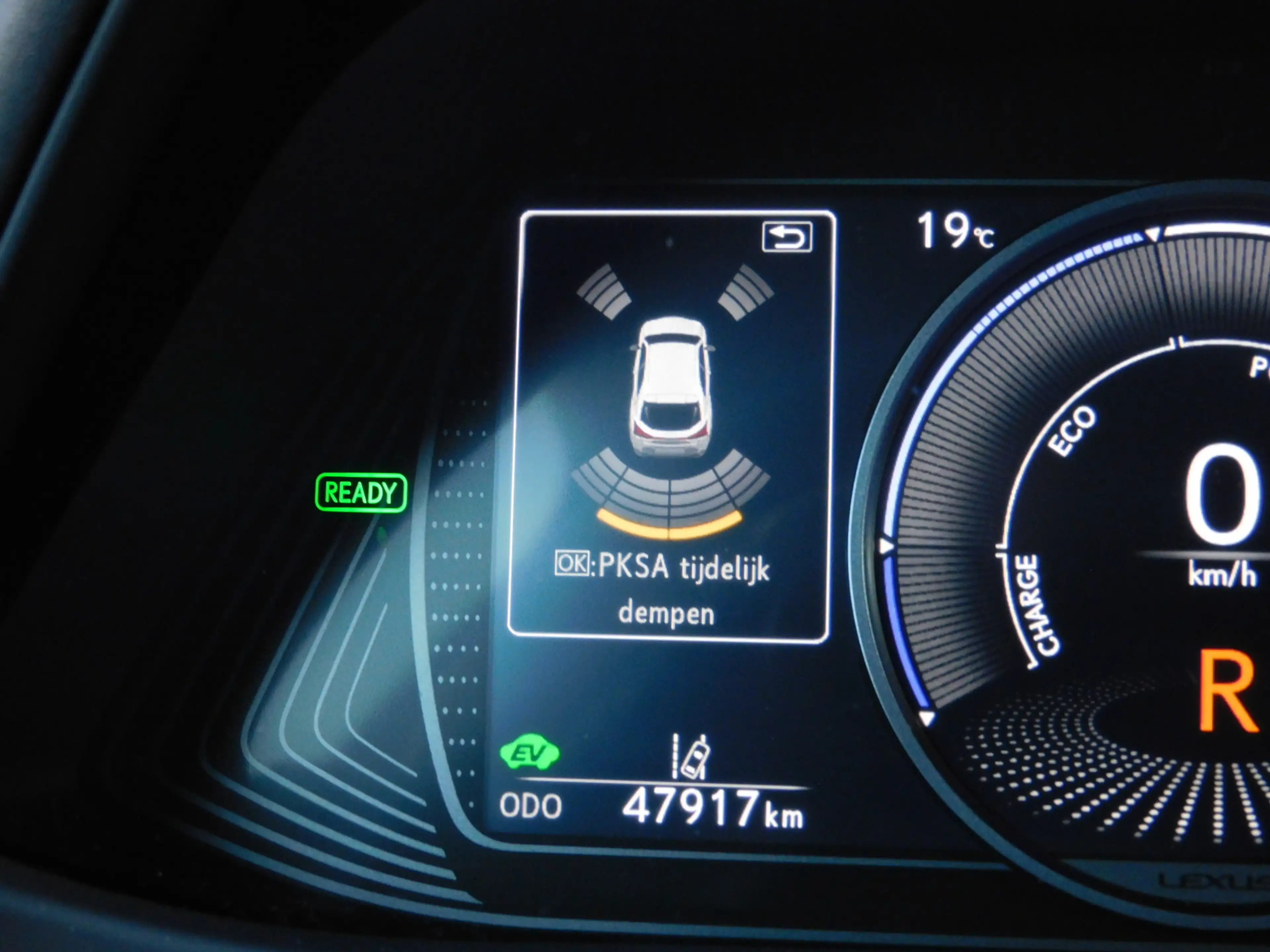 Lexus UX 250h Business Line TOPSTAAT! DEALER ONDERHOUDEN! CARPLA — photo 22