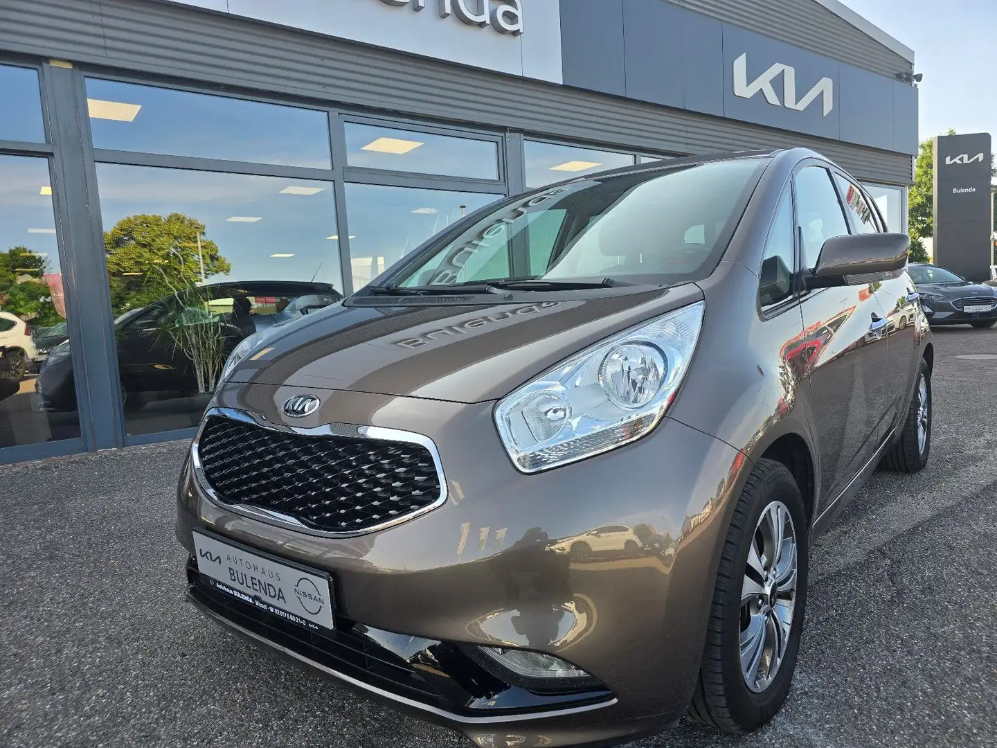Kia Venga 1.6 AT Dream Team Navi WKR Beige - 2