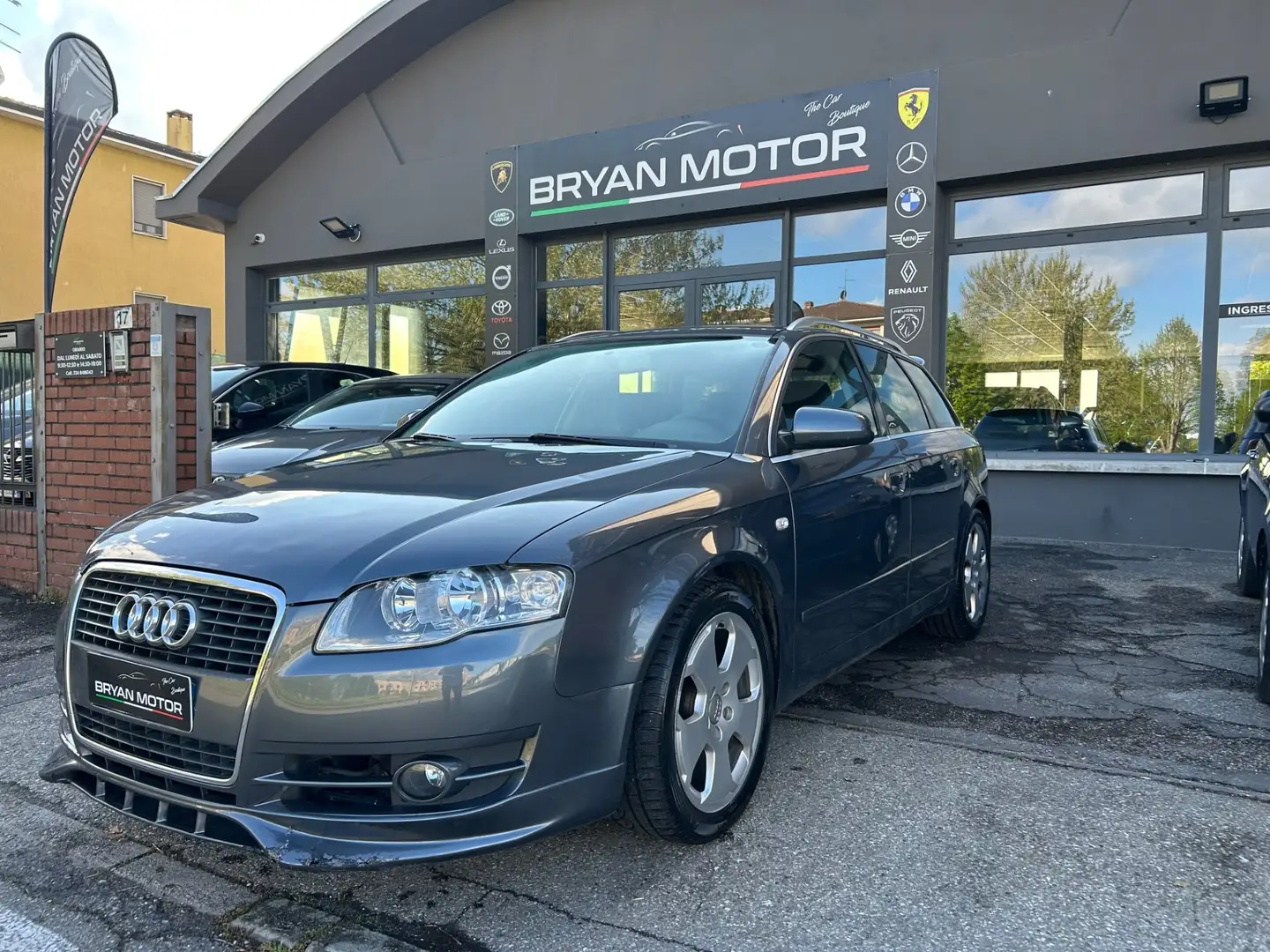 Audi A4 2.0 16V TDI Avant Grigio - 2