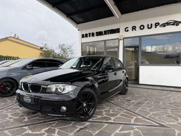 116i Futura Total Black okneopatentati