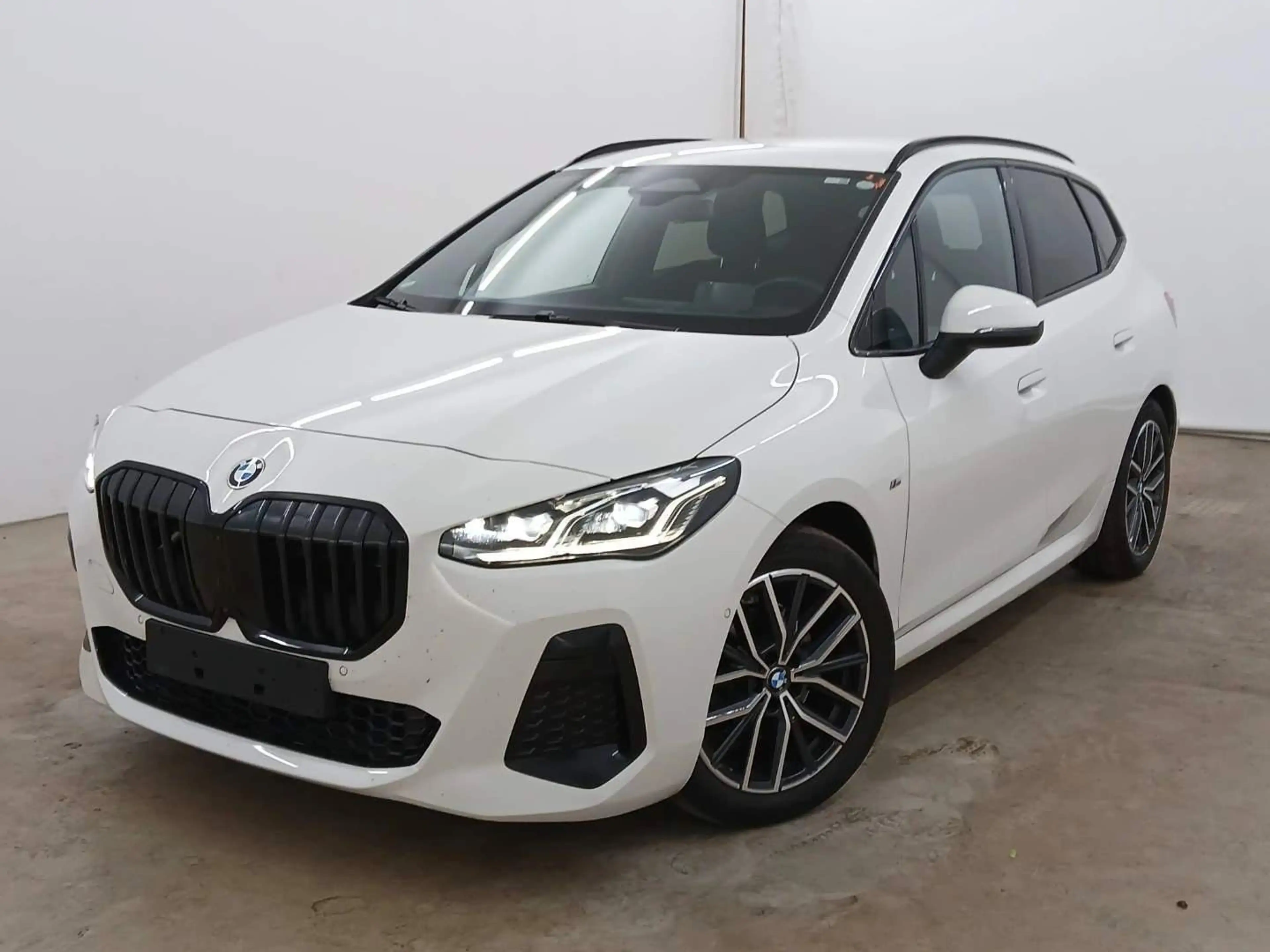 BMW 220 220 i M Sport Active Tourer HuD H&k ACC AHK 360°