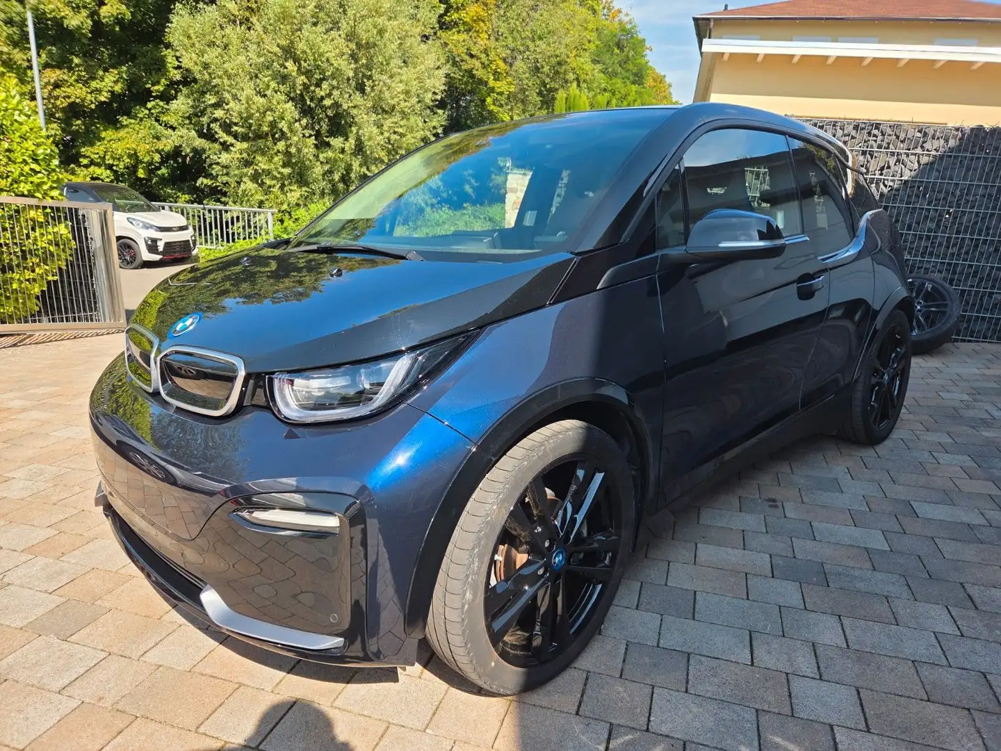 BMW i3 s Navi LED H/K Kamera Alarm Apple PDC 1.Hd Blau - 1