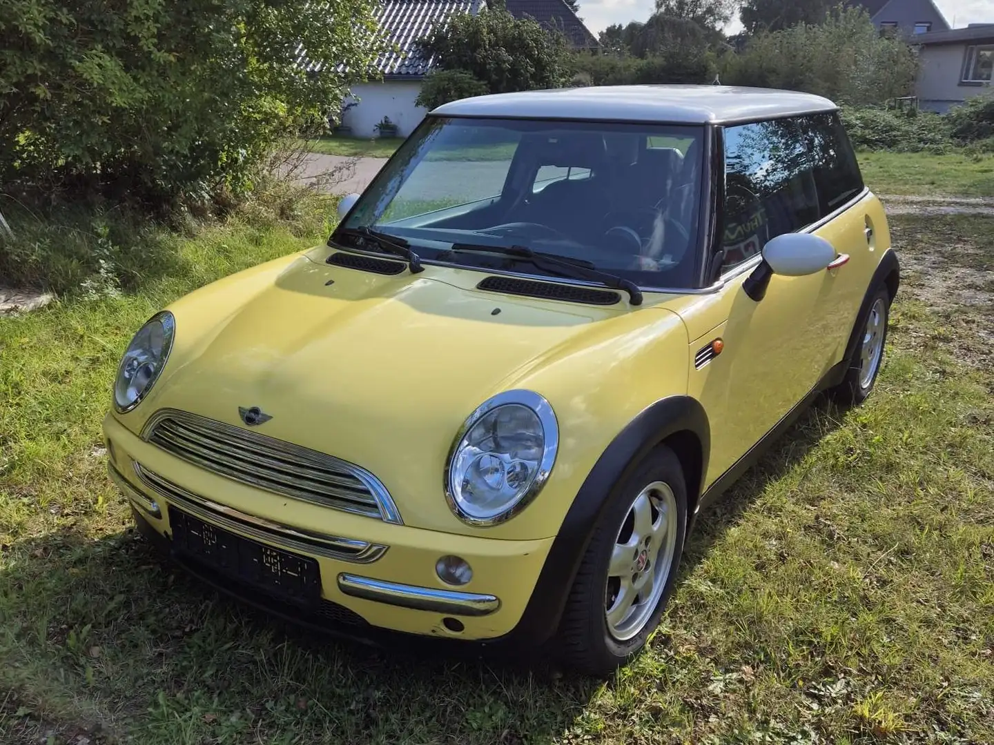 MINI Cooper Mini Cooper Yellow - 1