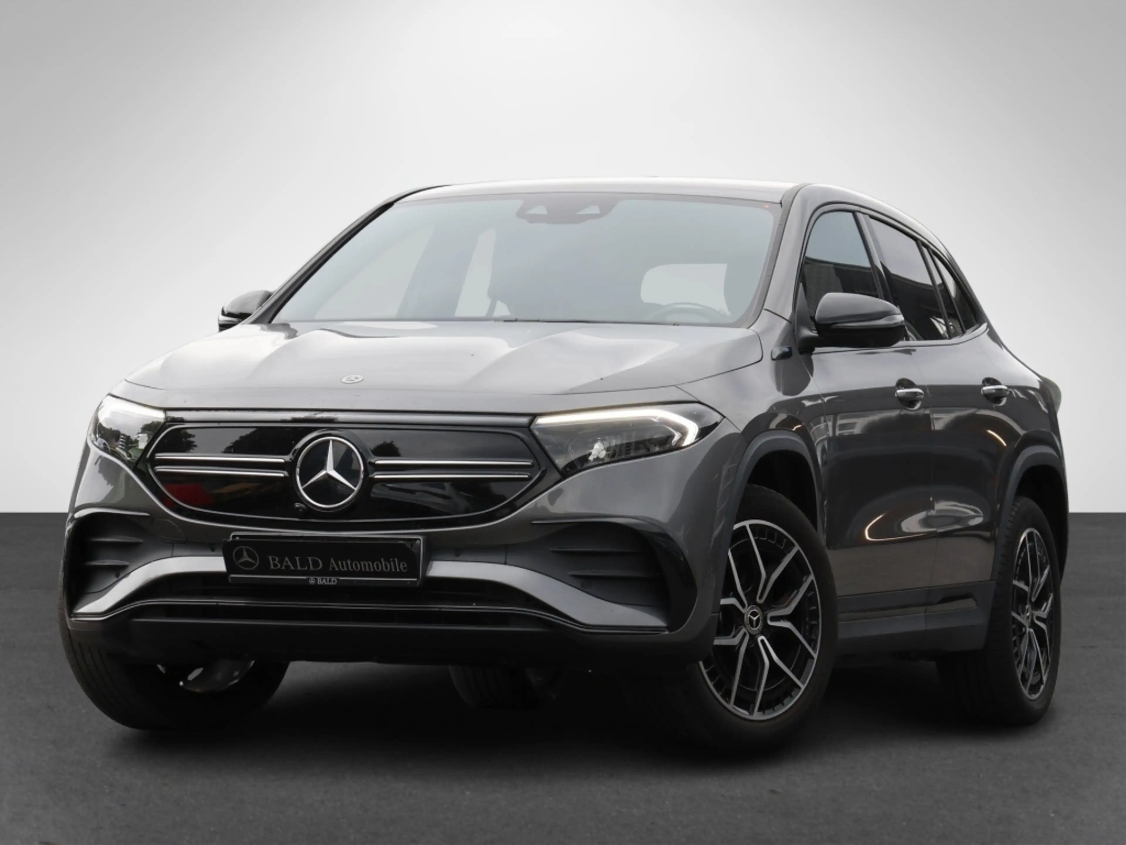 Mercedes-Benz EQA 250 + AMG-Sport+Night+Ambiente+AHK+360+Cam — photo 2