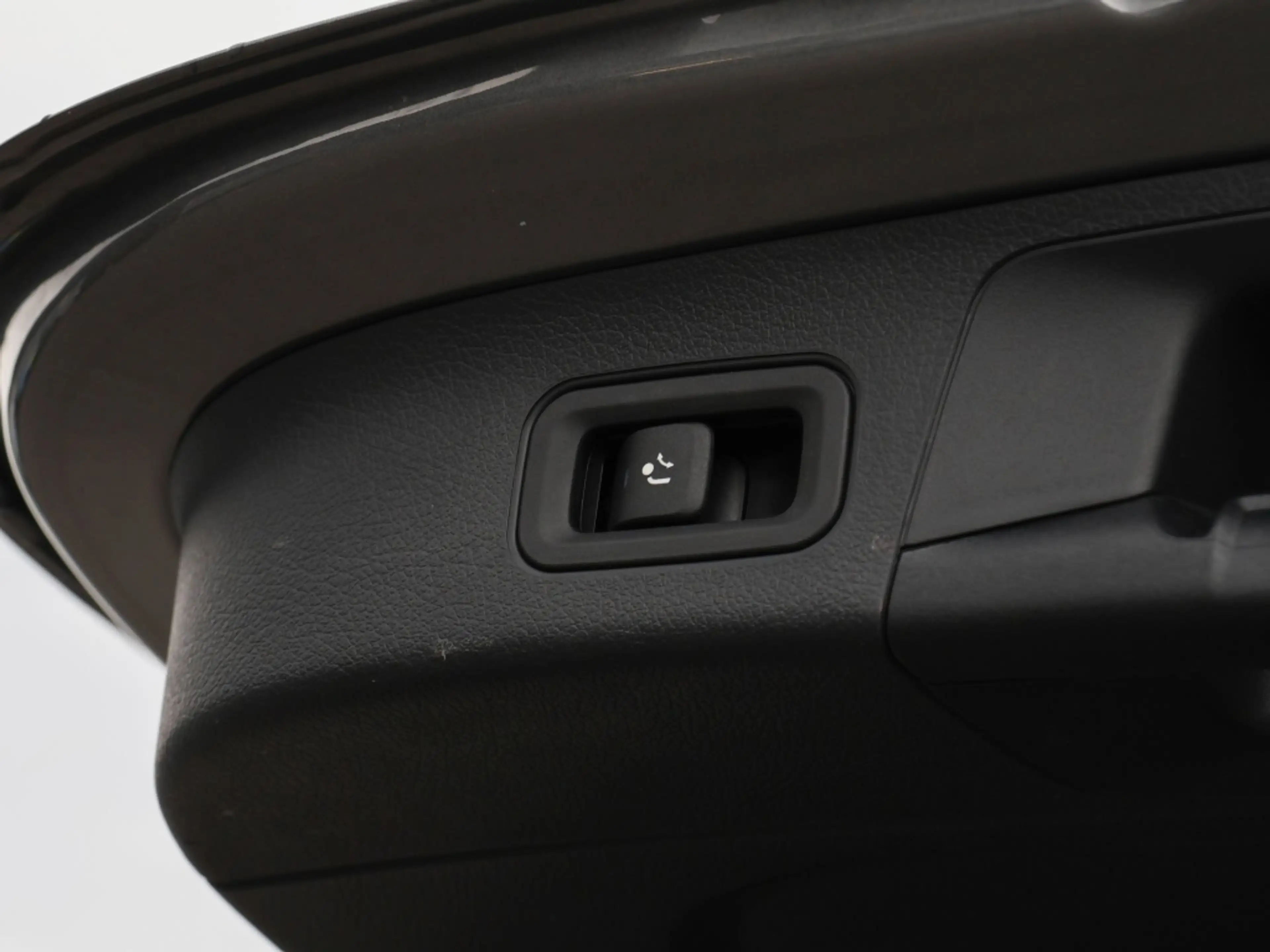 Mercedes-Benz EQA 250 + AMG-Sport+Night+Ambiente+AHK+360+Cam — photo 15