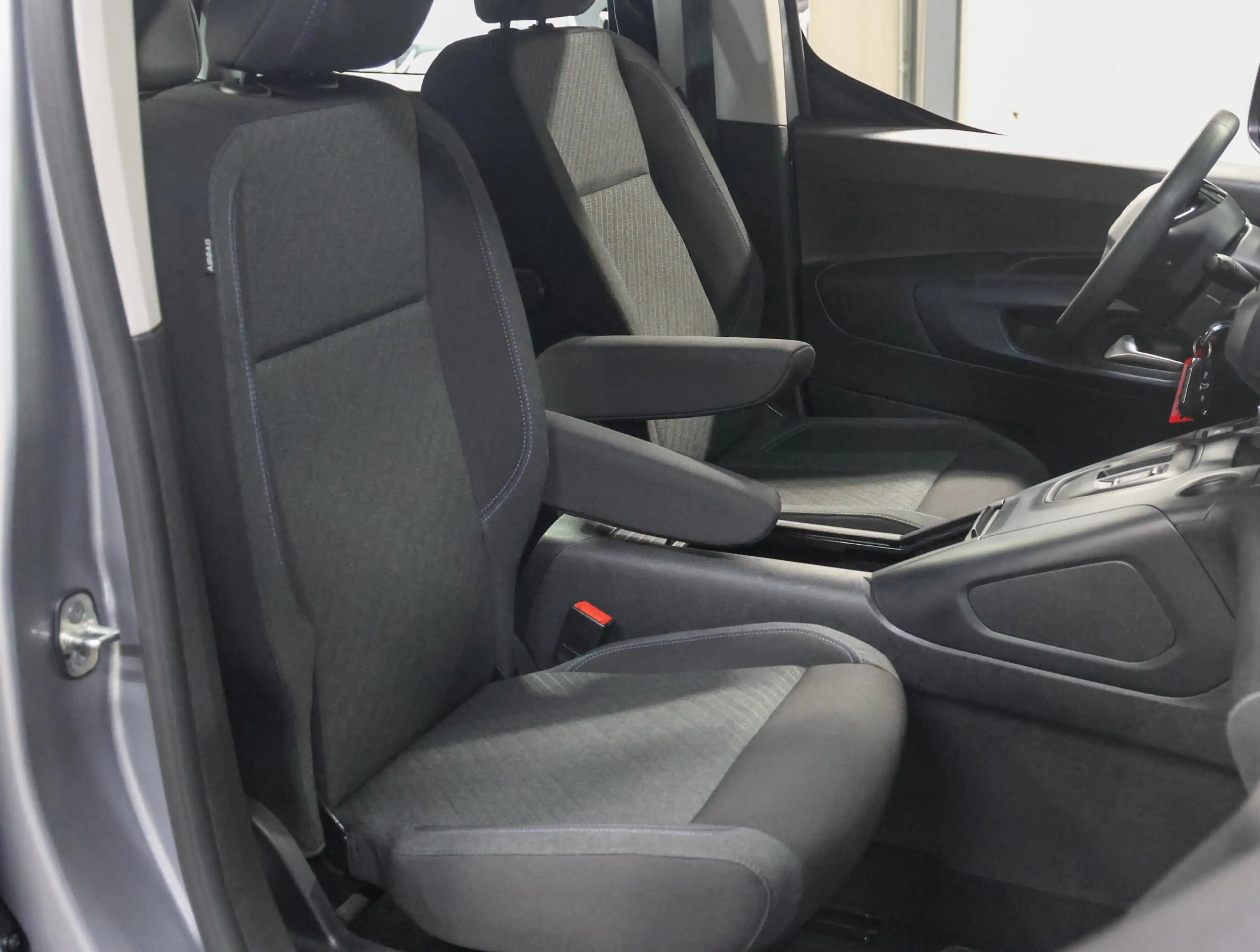 Peugeot e-Rifter EV Allure Pack 50 kWh 136PK | 1ste Eigenaar | ACCU — photo 11