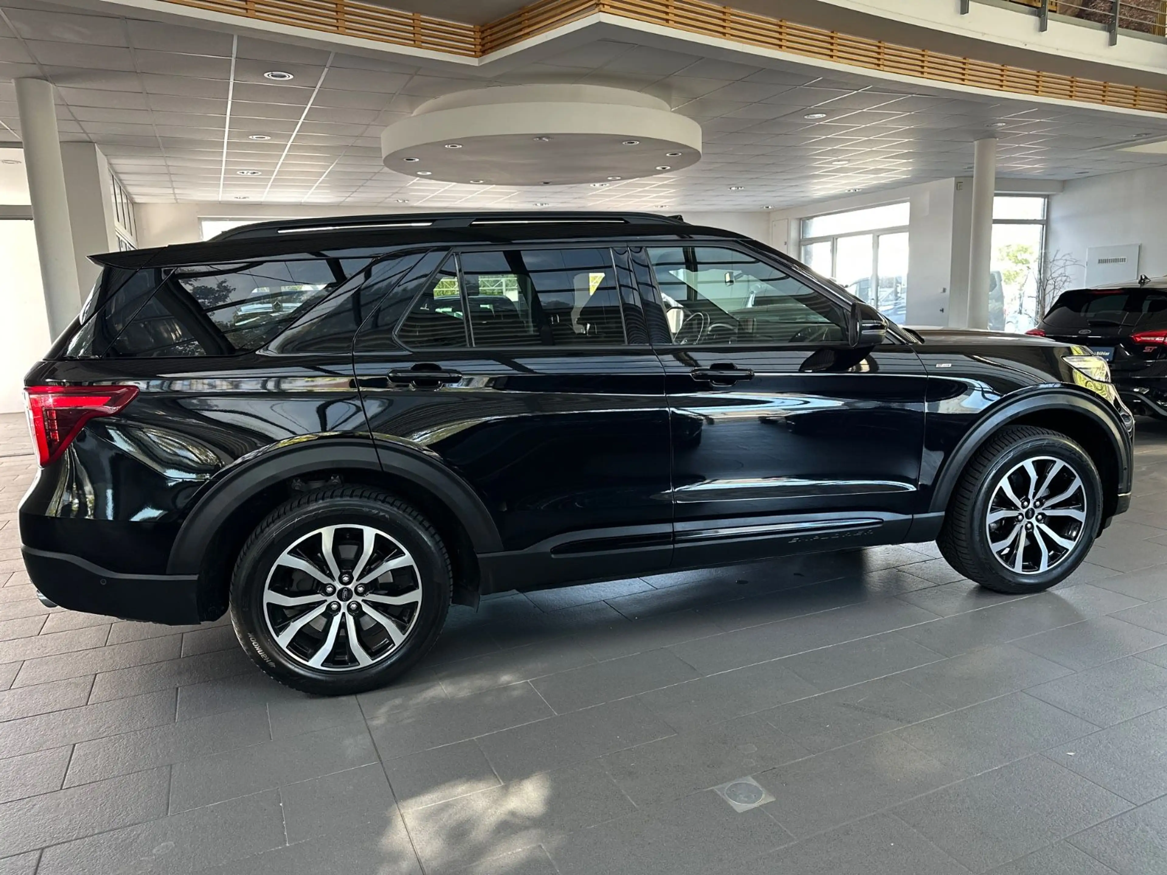 Ford Explorer ST-Line PHEV 4x4 3.0 V6 #PANORAMA #AHK — photo 7