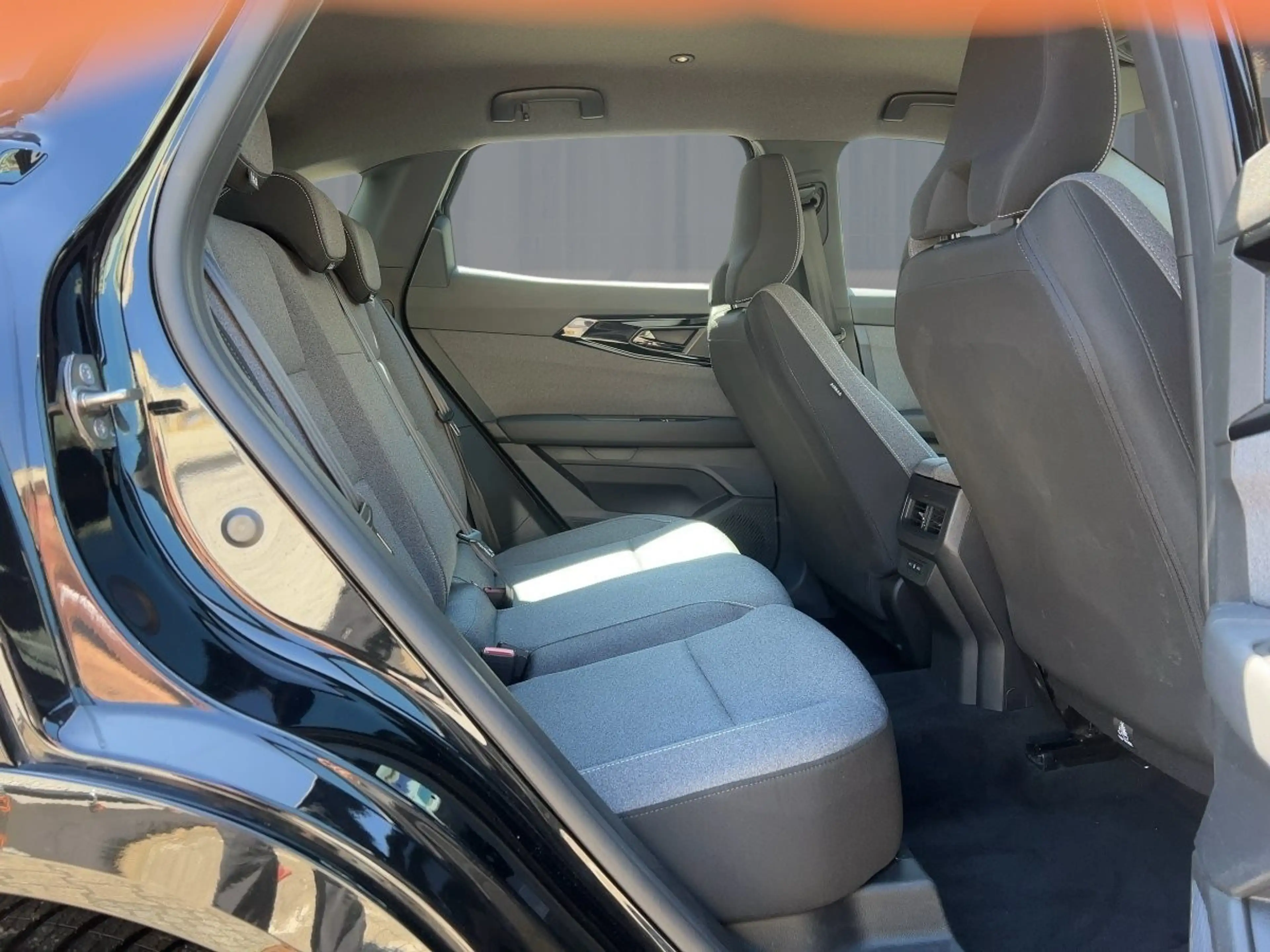 Renault Austral 1.3 TCE 160 EVOLUTION — photo 9