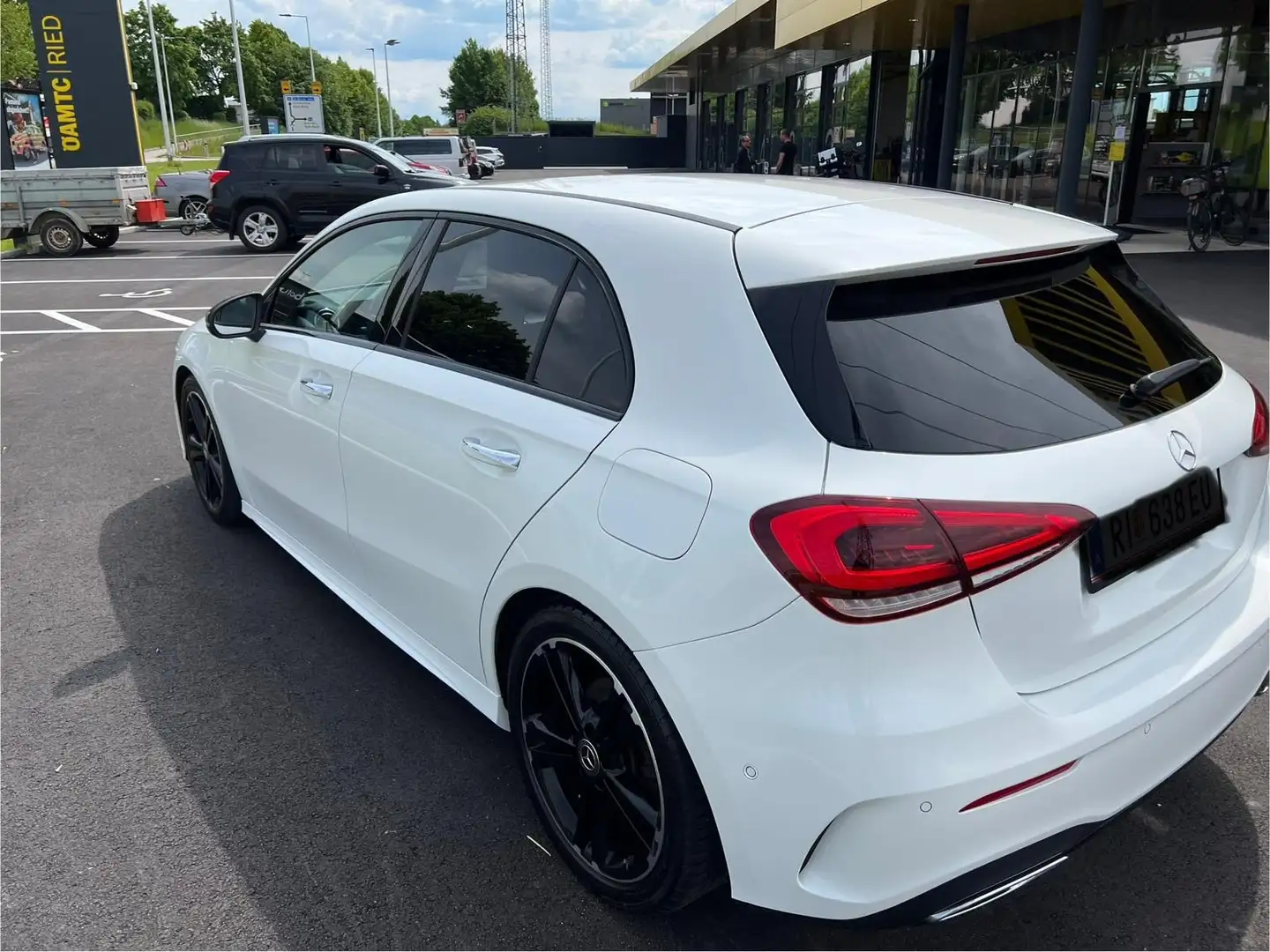 Mercedes-Benz A 180 A 180 Aut. Weiß - 2