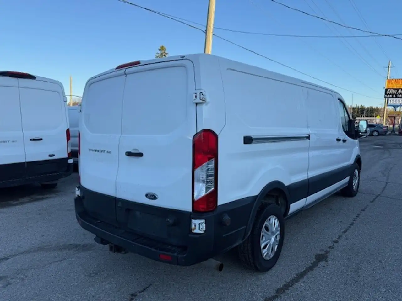 Ford Transit Cargo Van снимка Ford Transit Cargo Van