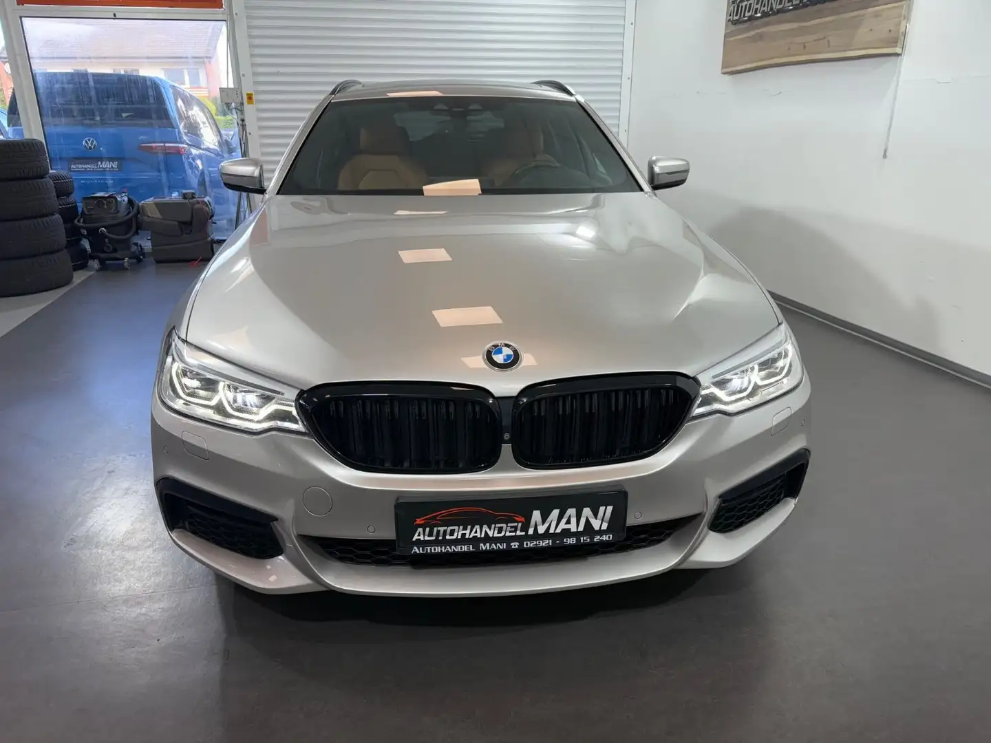 BMW 540 d x Drive M Sport Panorama Leder Head-up Dis Gris - 2