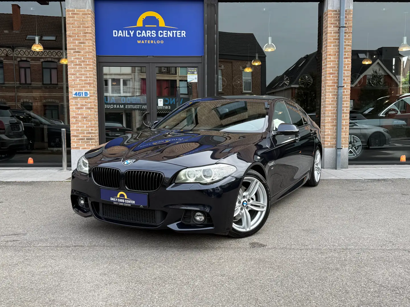 BMW 520 dA M sport I cuir I Camera I Navi Pro I LED I HUD Schwarz - 1
