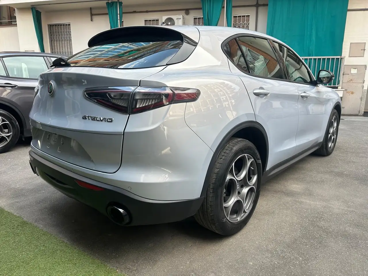 Alfa Romeo Stelvio 2024 — фото 6