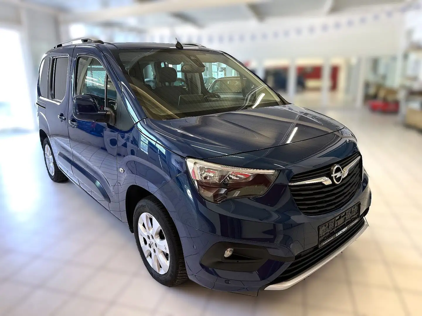 Opel Combo Life E Innovation Blau - 1