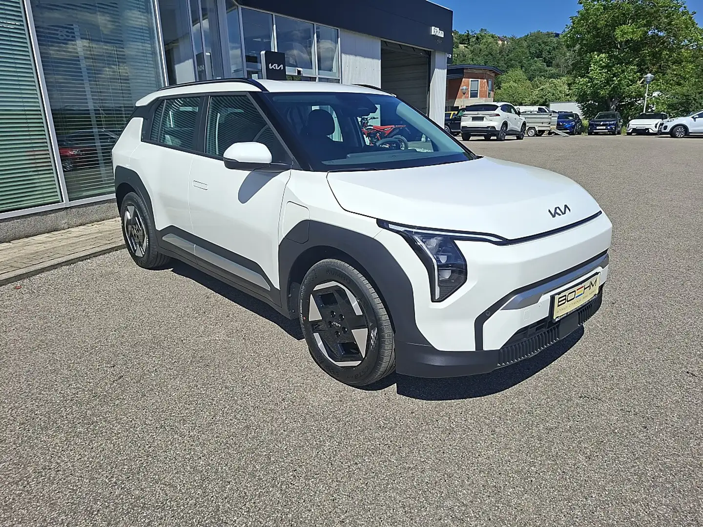 Kia EV3 FWD 81,4kWh Long Range Air Weiß - 2