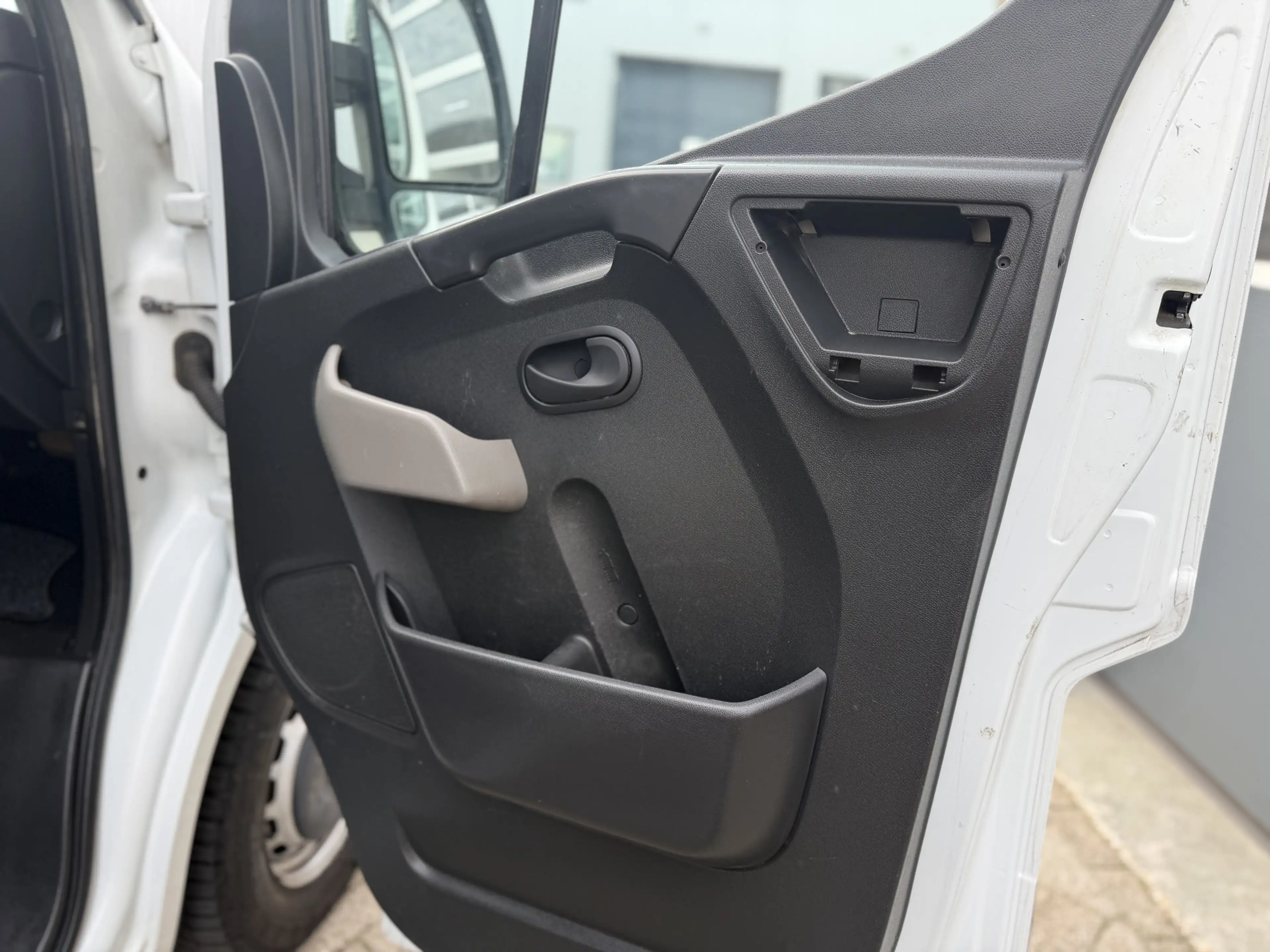 Renault Master T35 2.3 dCi Bakwagen Airco L415 B218 H205cm — photo 19