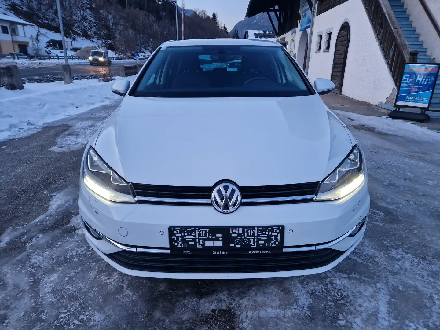 Volkswagen Golf trend line Weiß - 2