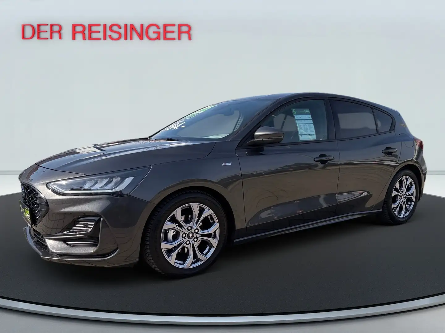 Ford Focus ST-Line Grau - 2