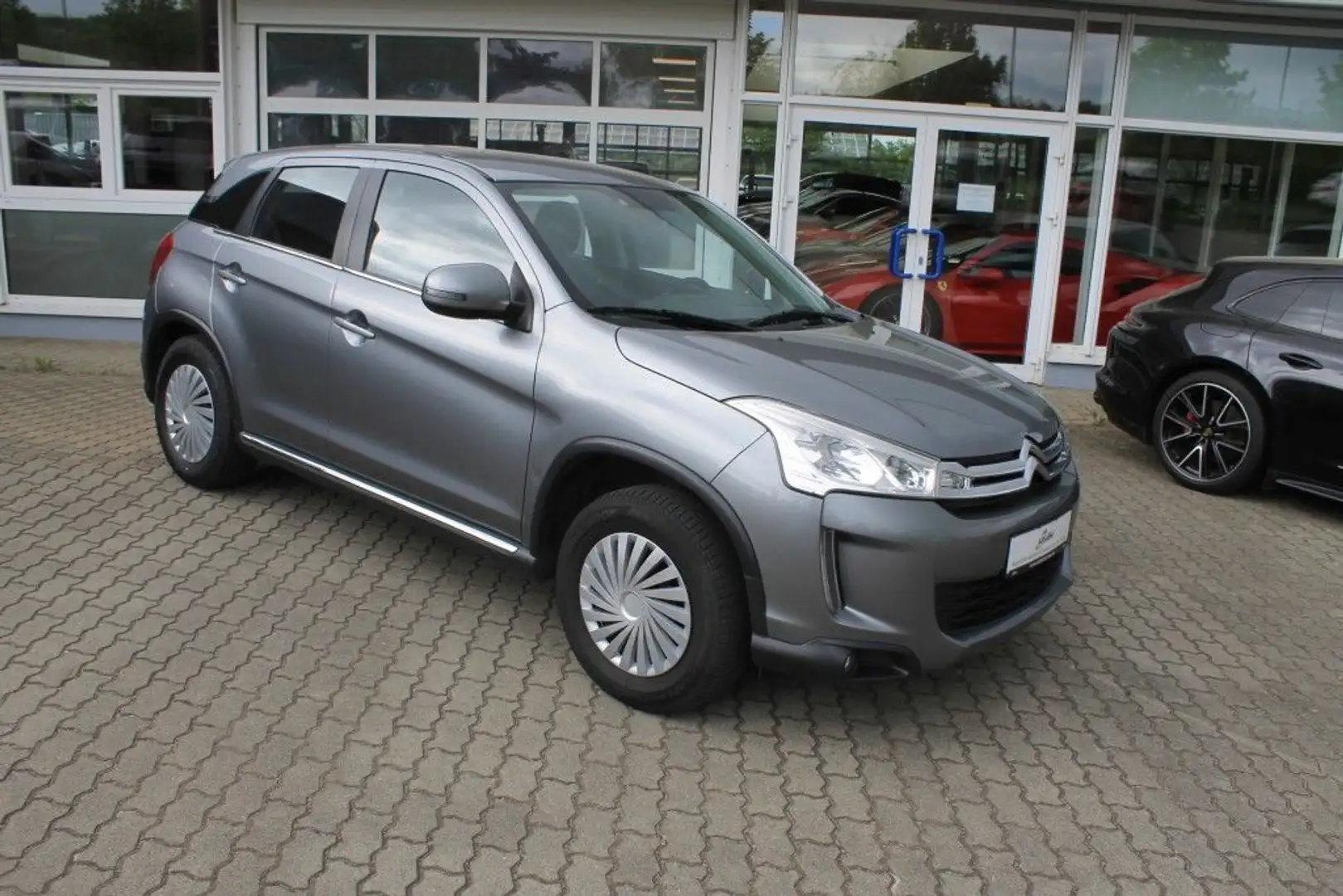 Citroen C4 Aircross HDi 115 Stop & Start 2WD Attraction Gris - 2