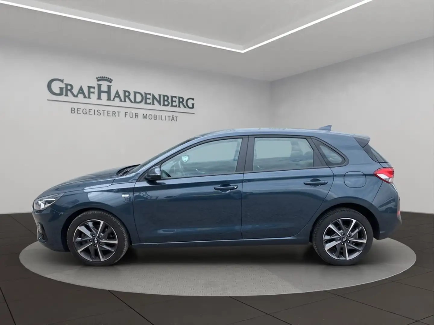 Hyundai i30 1.5 T-GDI 6-Gang Trend Mild-Hybrid Blauw - 2