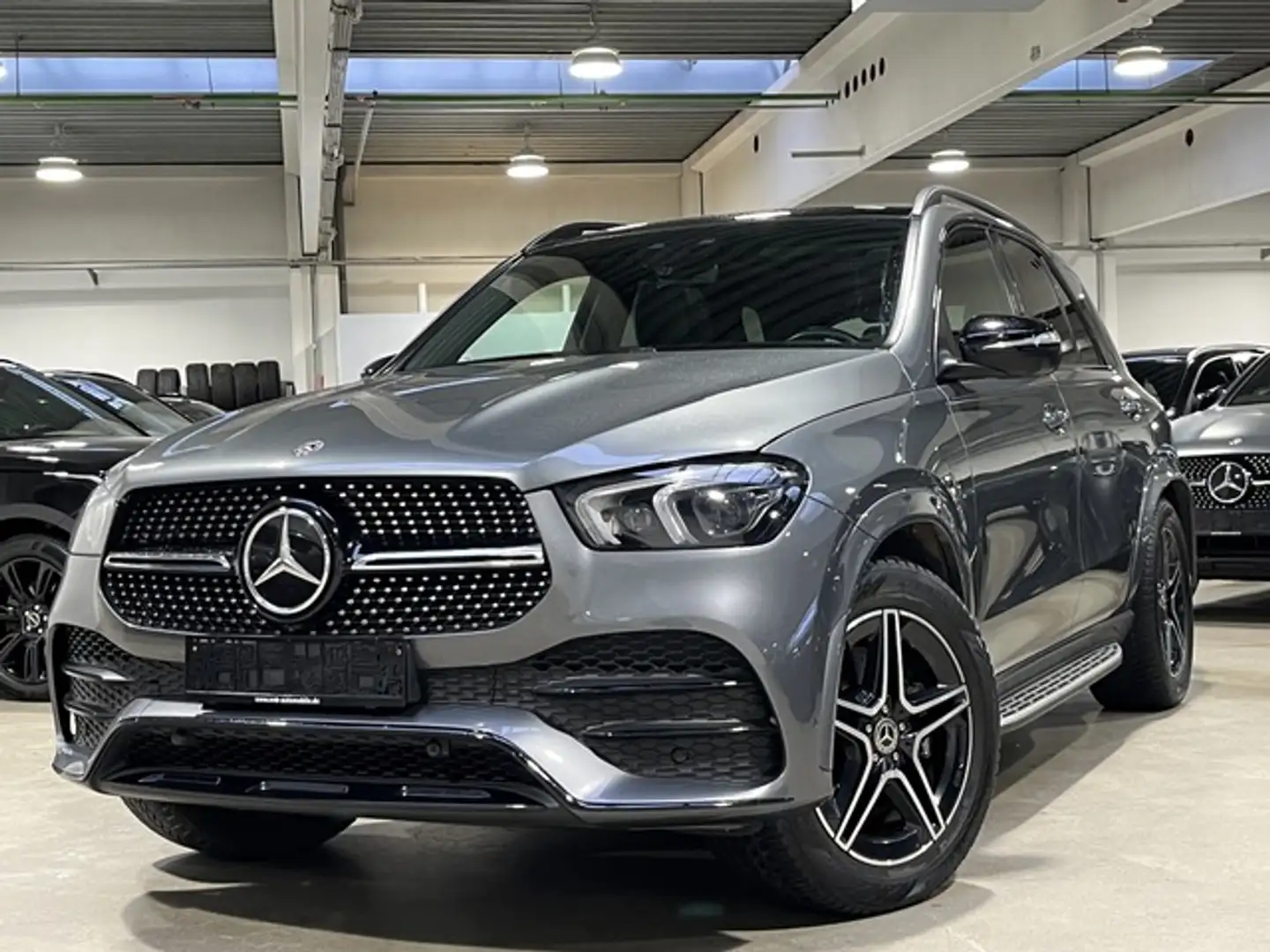 Mercedes-Benz GLE 400 AMG Burmester Pano Memory Luft Gris - 1