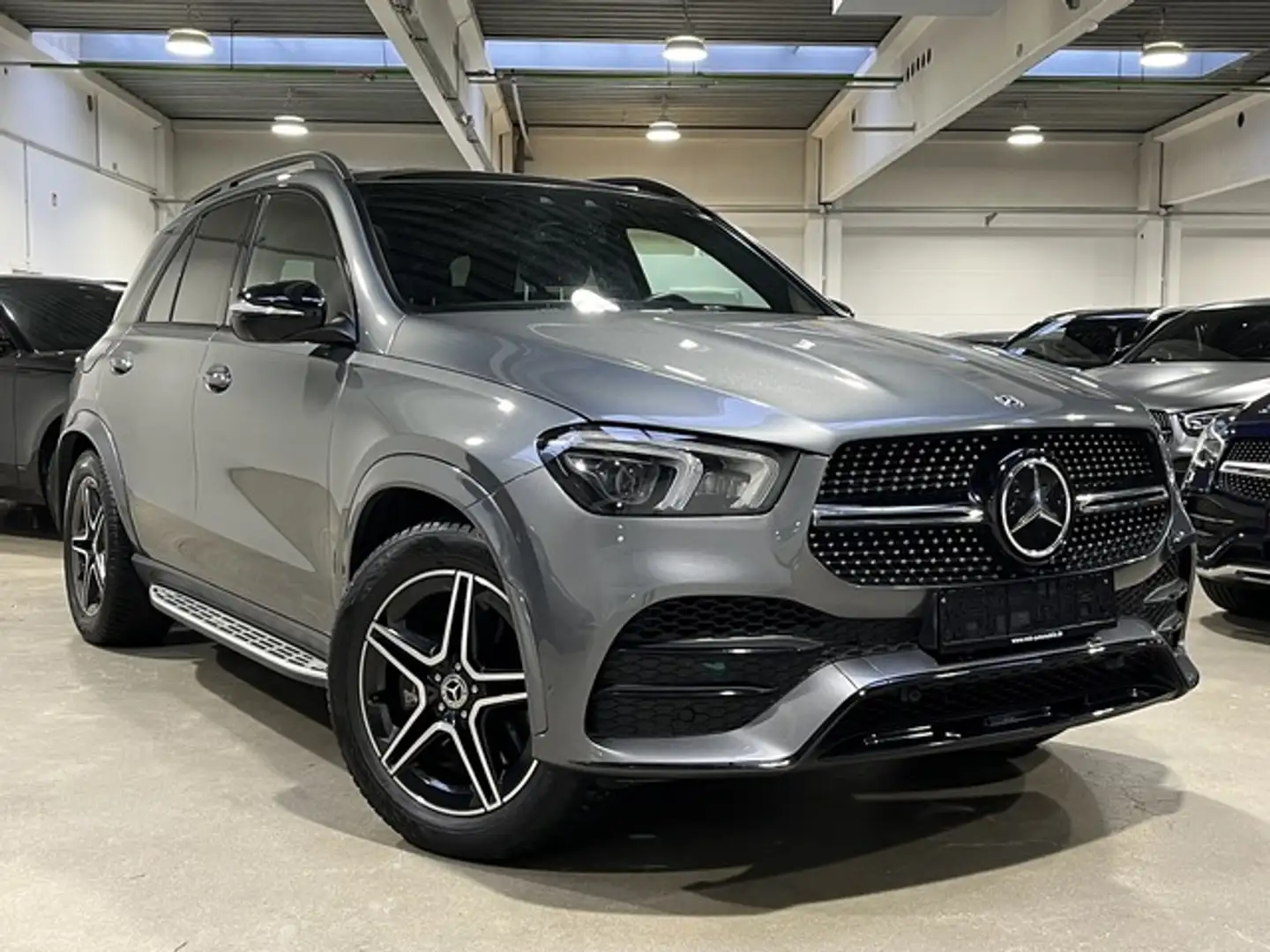 Mercedes-Benz GLE 400 AMG Burmester Pano Memory Luft Gris - 2