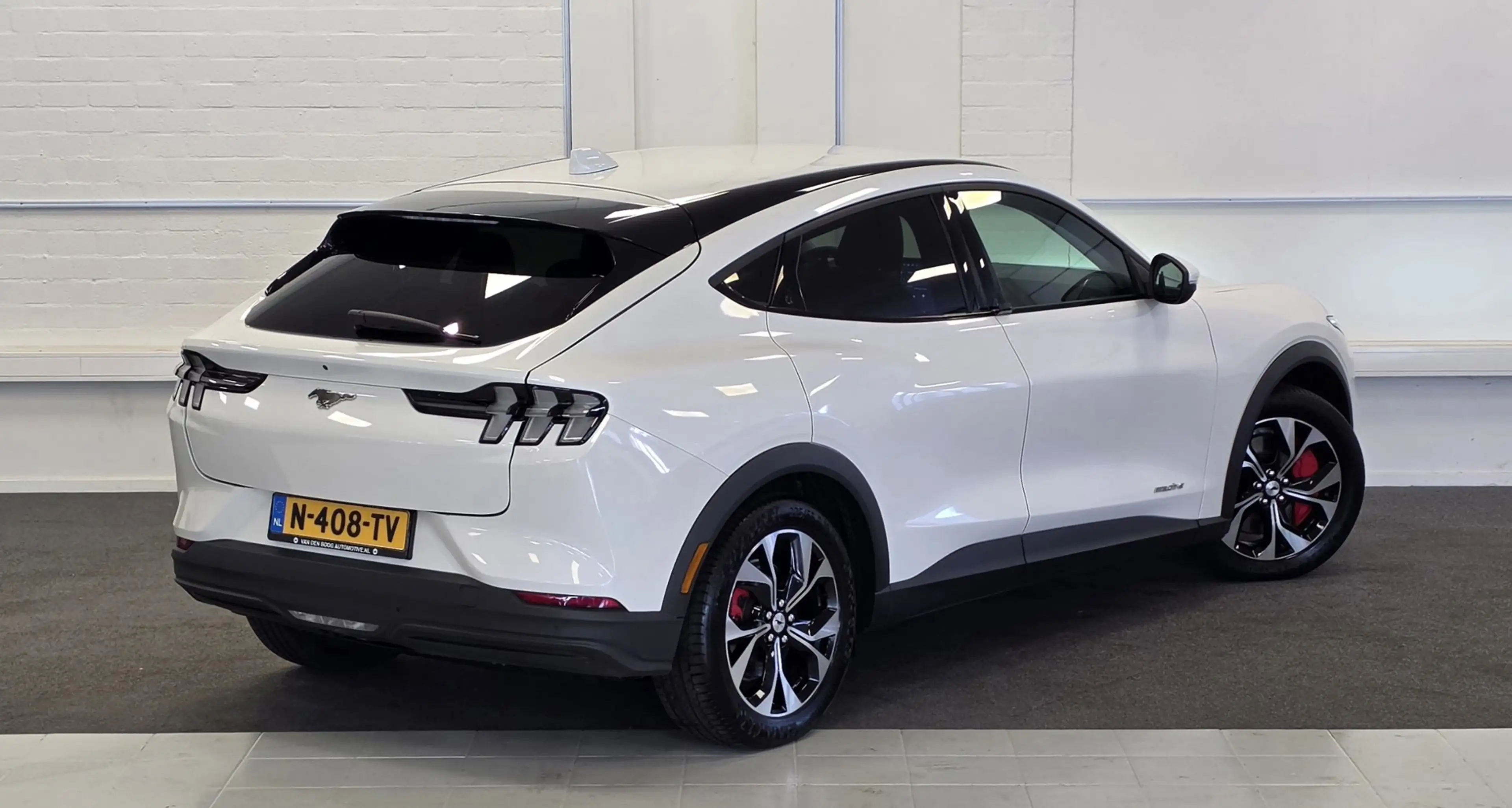 Ford Mustang Mach-E RWD 75 kWh 1e Eigenaar Trekhaak Leder Mooi! — photo 25