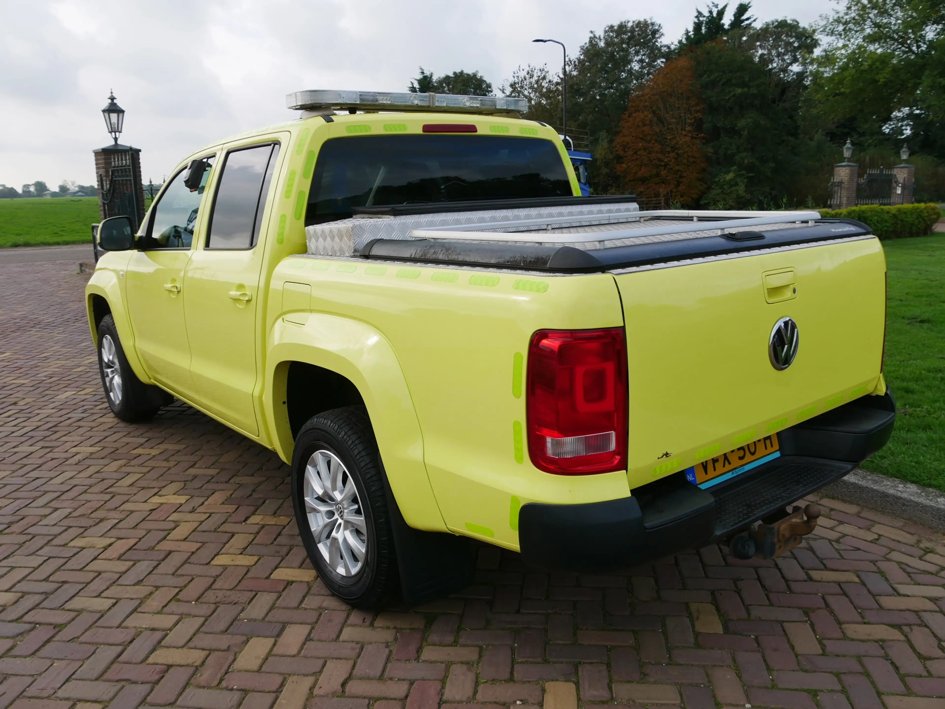 Volkswagen Amarok 3.0 TDI 4Motion Plus Cab Comfortline DSG AC | € 14 — photo 10