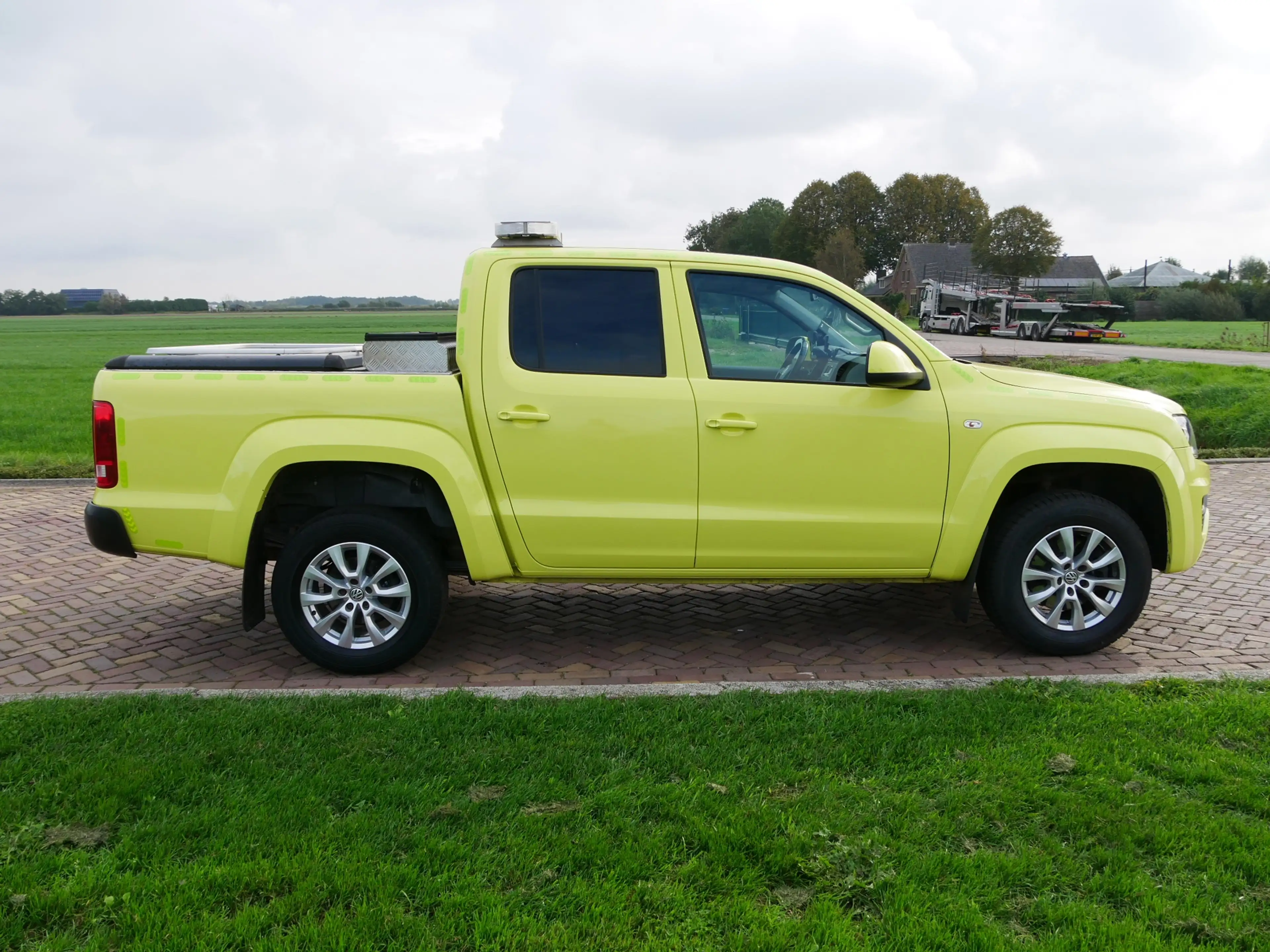 Volkswagen Amarok 3.0 TDI 4Motion Plus Cab Comfortline DSG AC | € 14 — photo 7