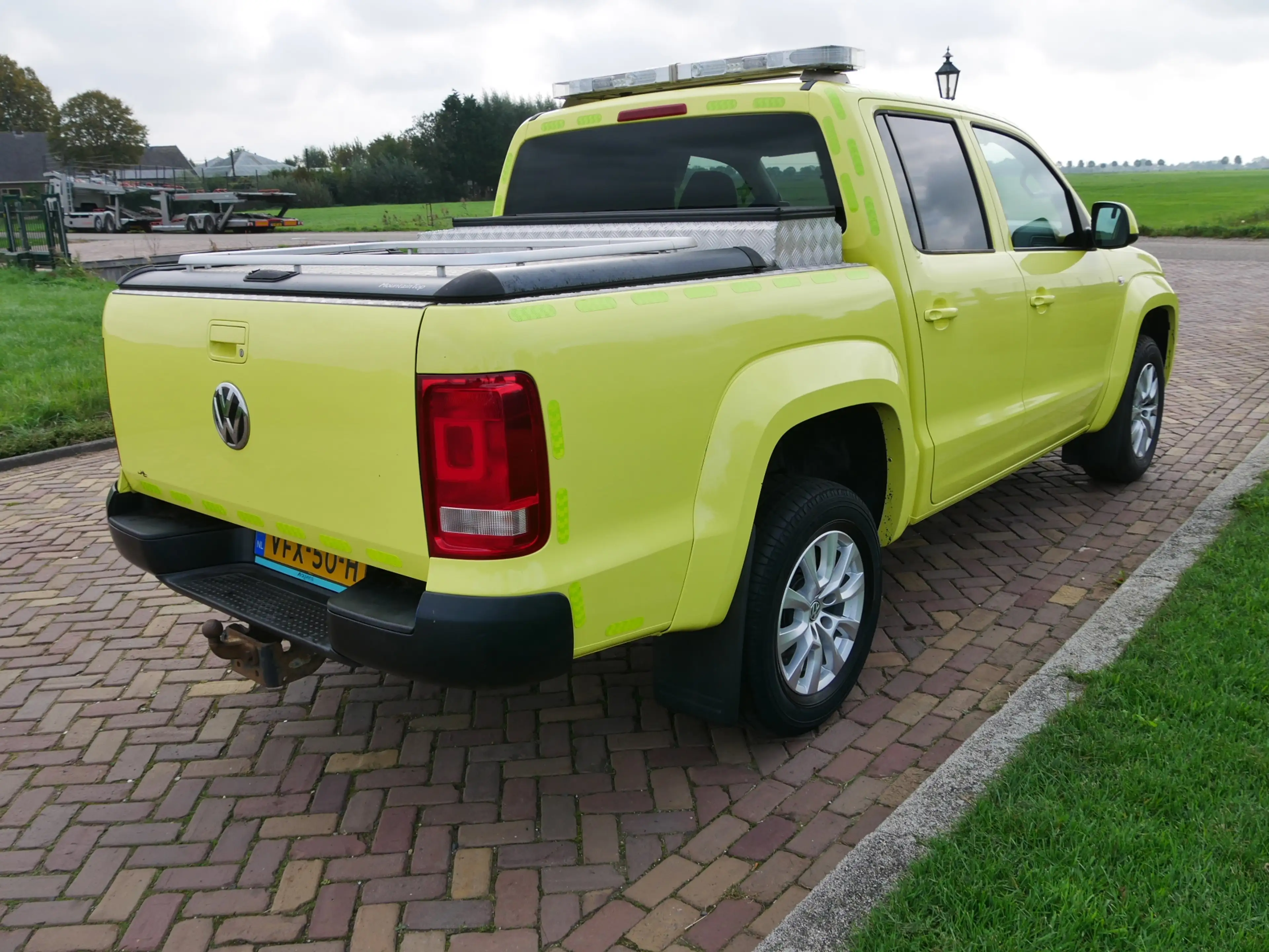 Volkswagen Amarok 3.0 TDI 4Motion Plus Cab Comfortline DSG AC | € 14 — photo 8