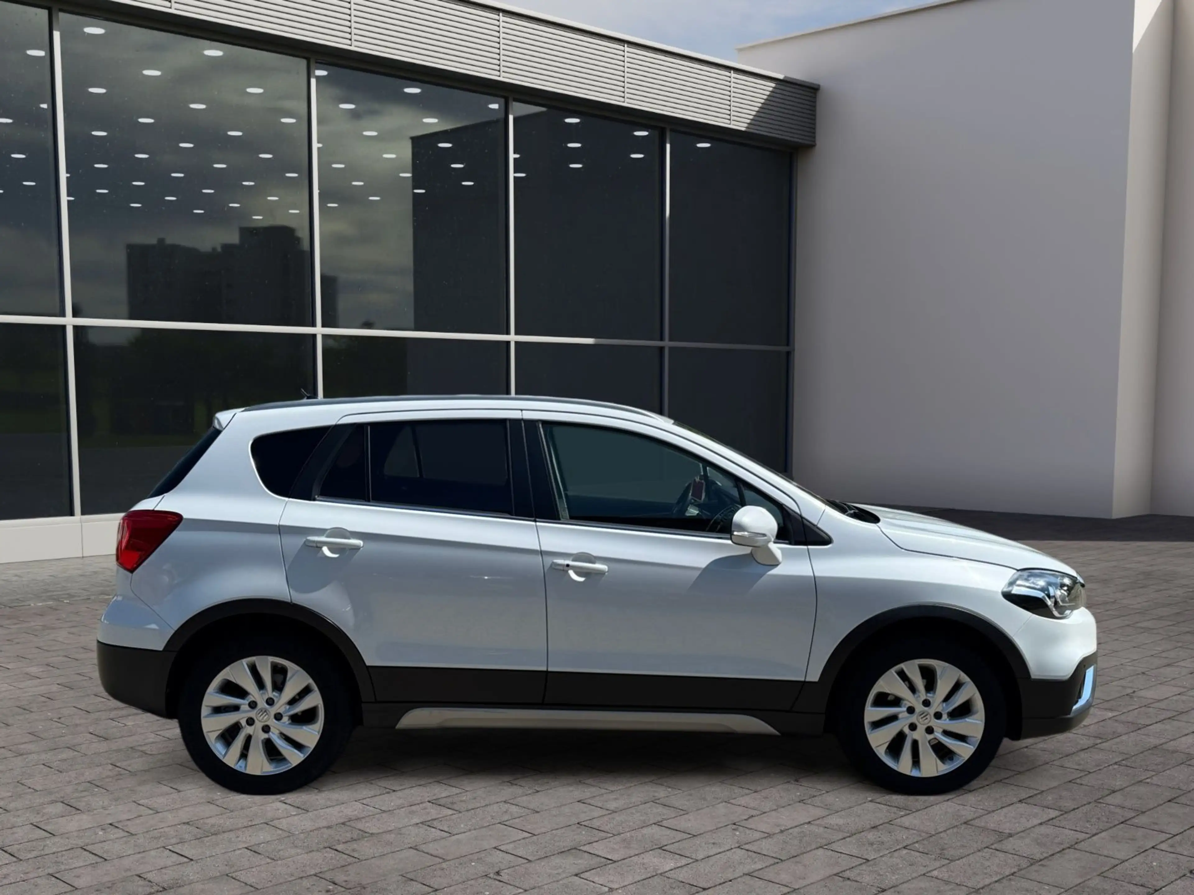 Suzuki SX4 S-Cross Comfort 4x4 Automatik — photo 8
