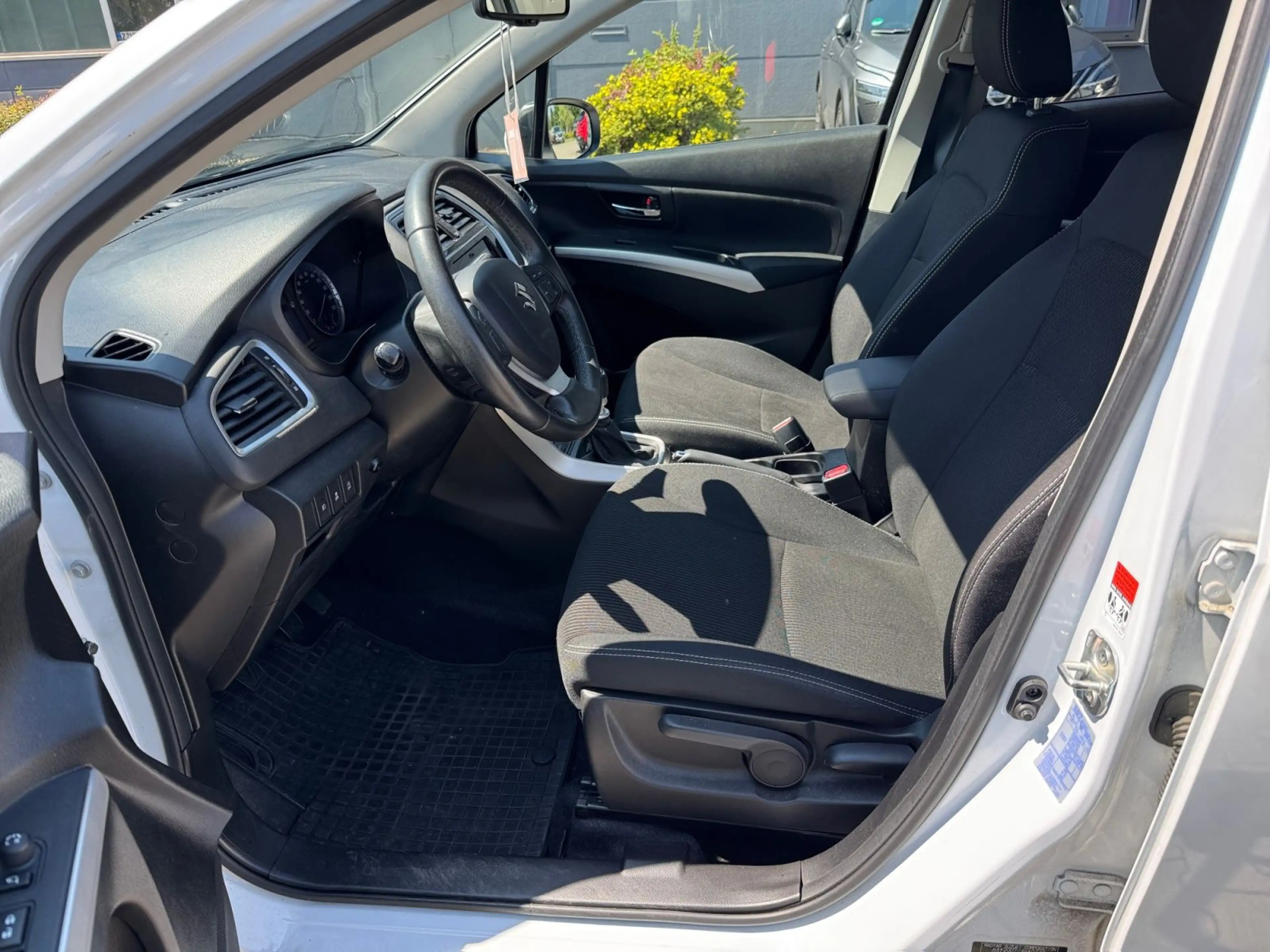 Suzuki SX4 S-Cross Comfort 4x4 Automatik — photo 10