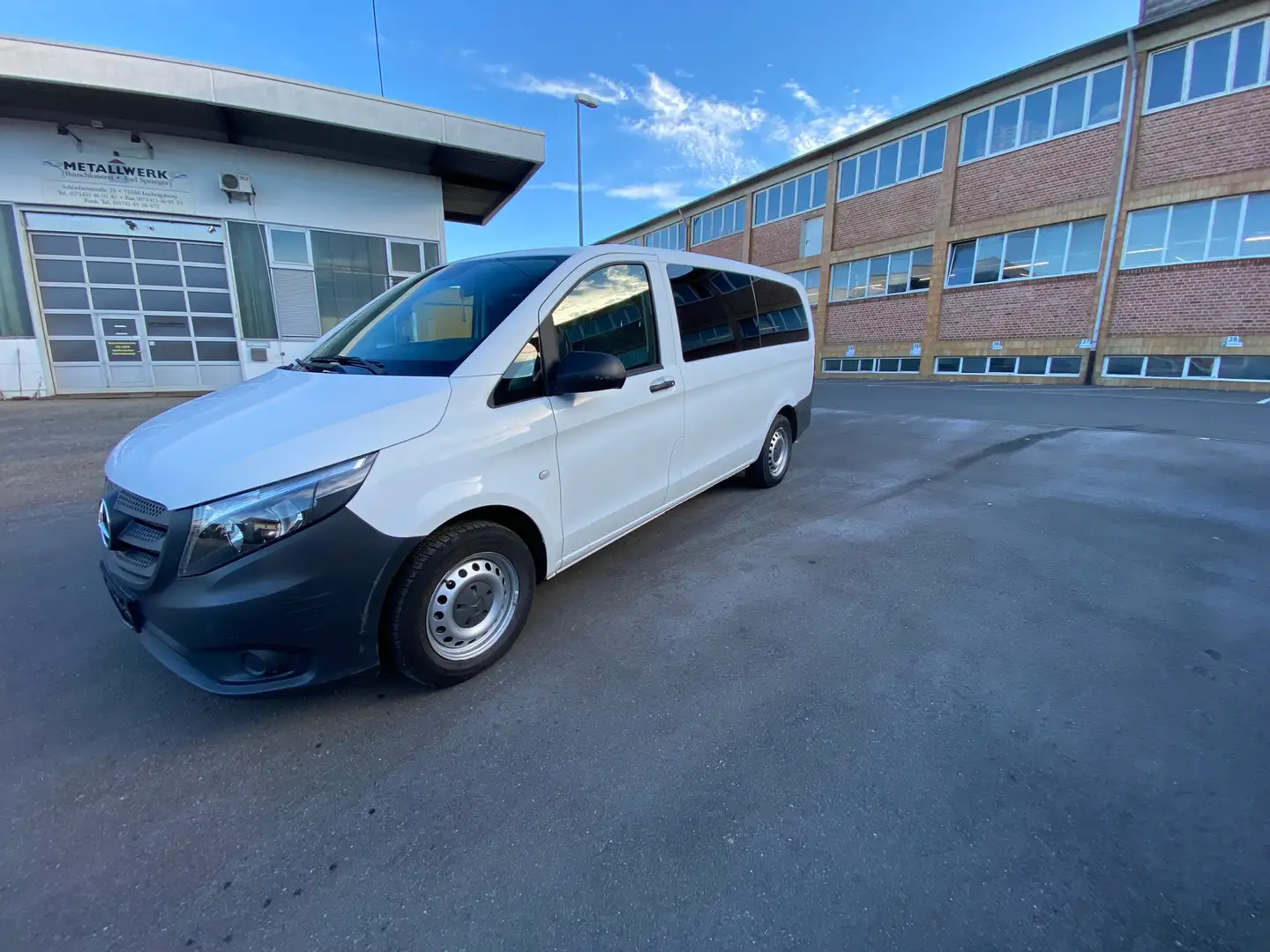 Mercedes-Benz Vito 111 CDI (BlueTEC) Lang Weiß - 2