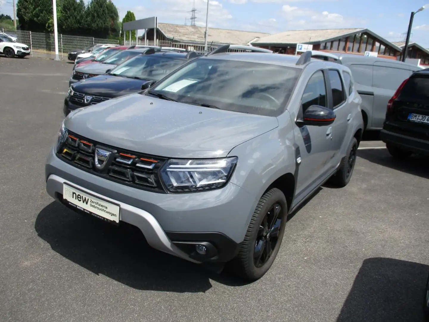 Dacia Duster TCe 100 ECO-G 2WD Sondermodell Extreme Gris - 2