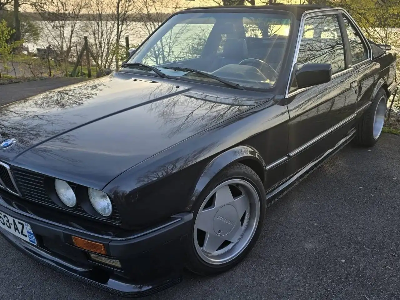 BMW 323, foto 1