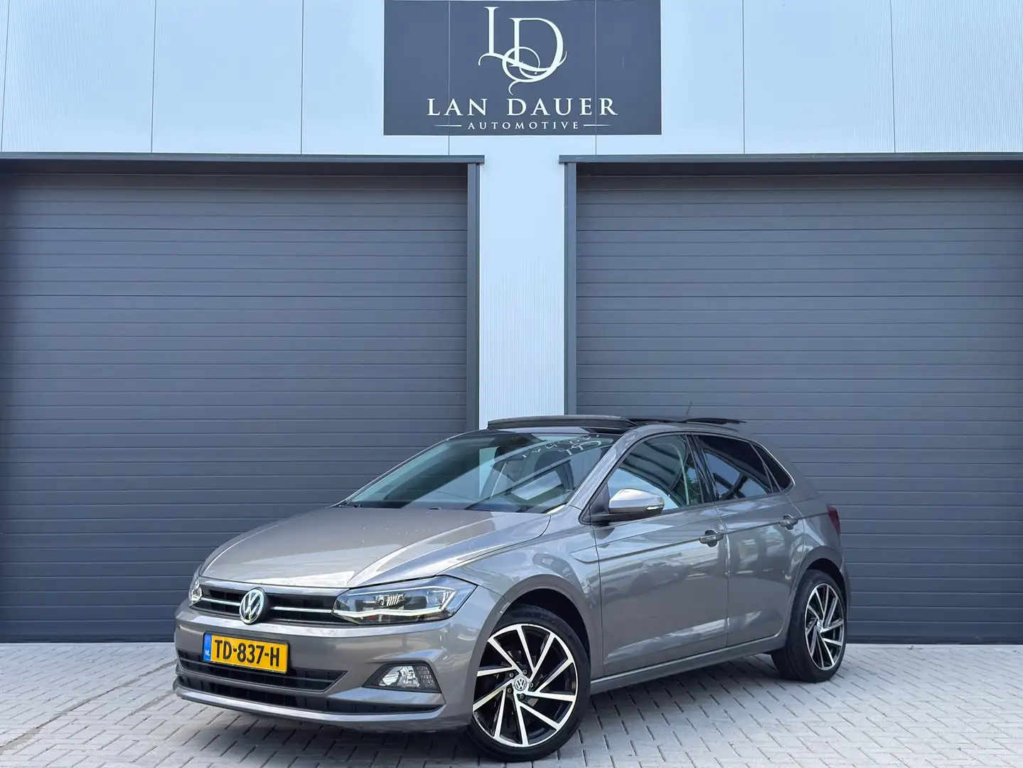 Volkswagen Polo 1.0 TSI Comfortline Business / Schuifdak APK Grijs - 1