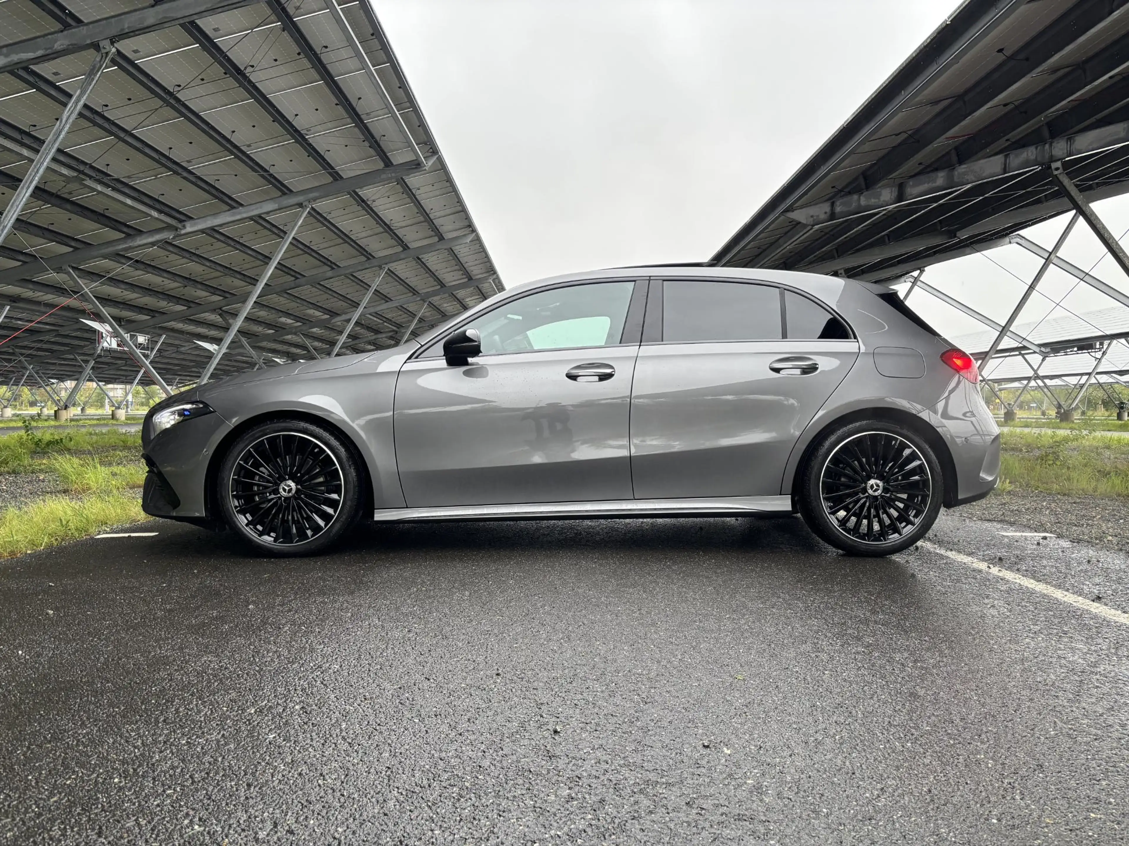 Mercedes-Benz A 180 Business Solution AMG | Night | Panoramaschuifdak — photo 8
