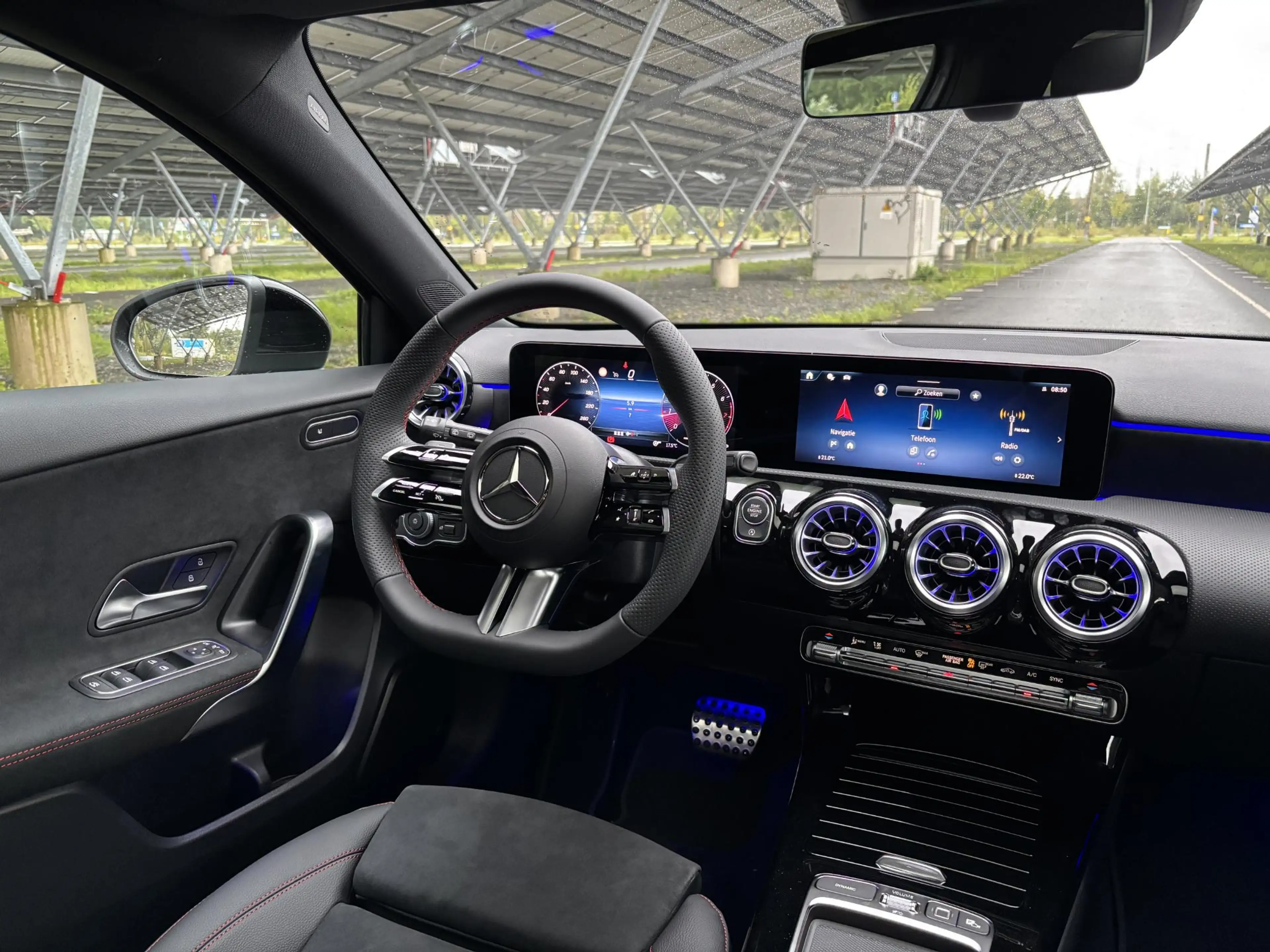 Mercedes-Benz A 180 Business Solution AMG | Night | Panoramaschuifdak — photo 12