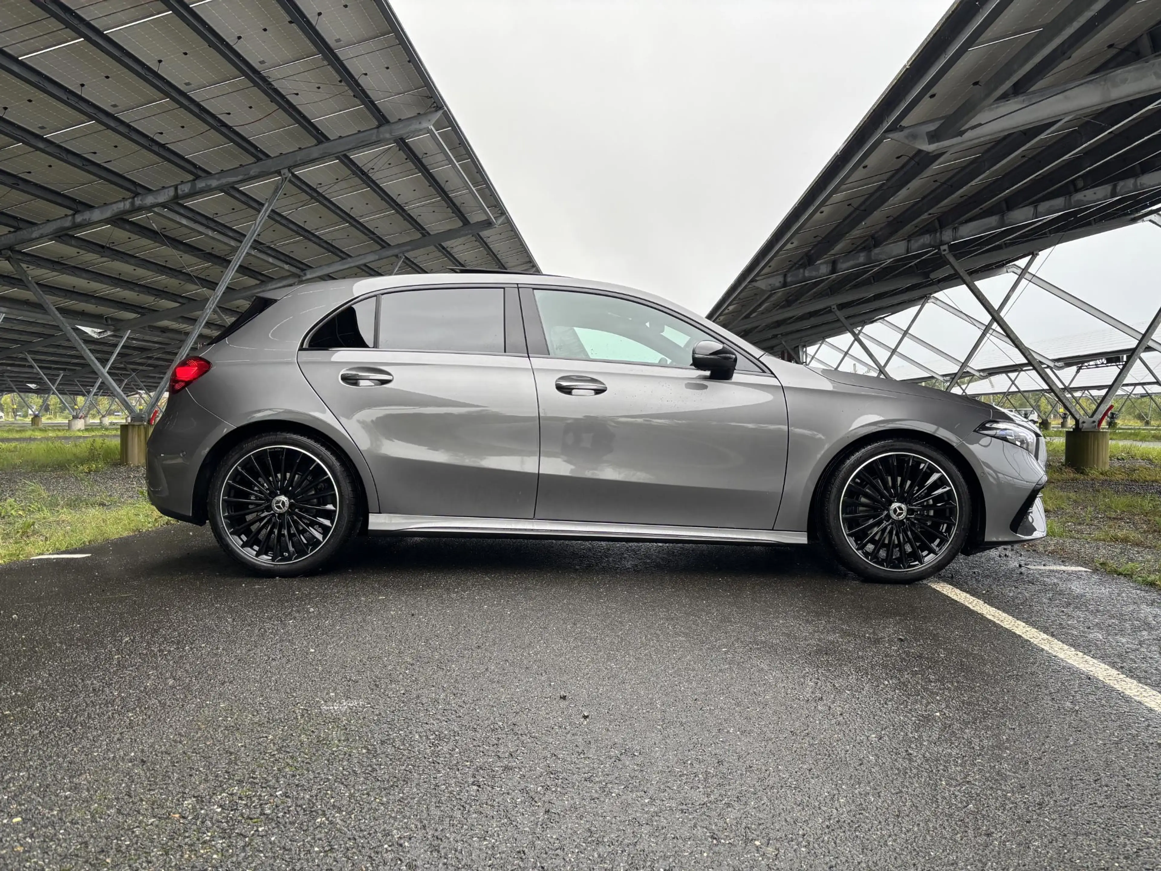 Mercedes-Benz A 180 Business Solution AMG | Night | Panoramaschuifdak — photo 4