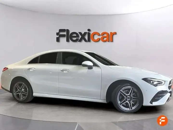 Mercedes-Benz CLA 2024, foto 2