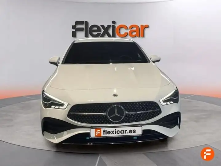 Mercedes-Benz CLA 2024, foto 8