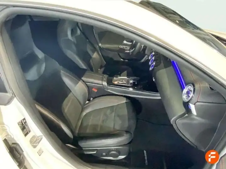 Mercedes-Benz CLA 2024, foto 18
