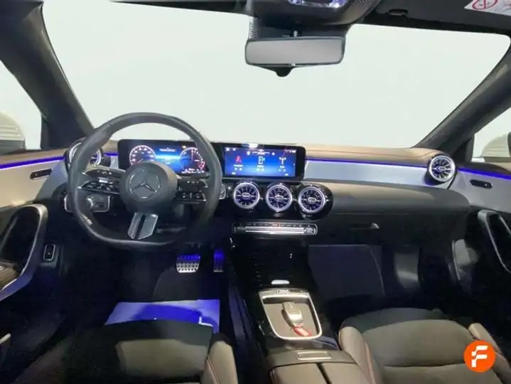 Mercedes-Benz CLA 2024, foto 14