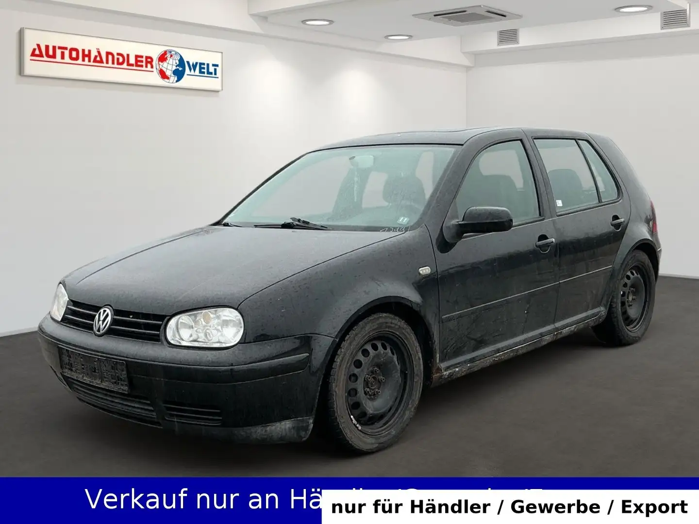 Volkswagen Golf 1.6 Colour Concept 5-trg. Klima Schwarz - 1