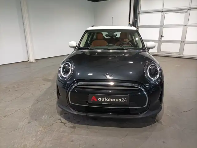 Mini Hatch view 2