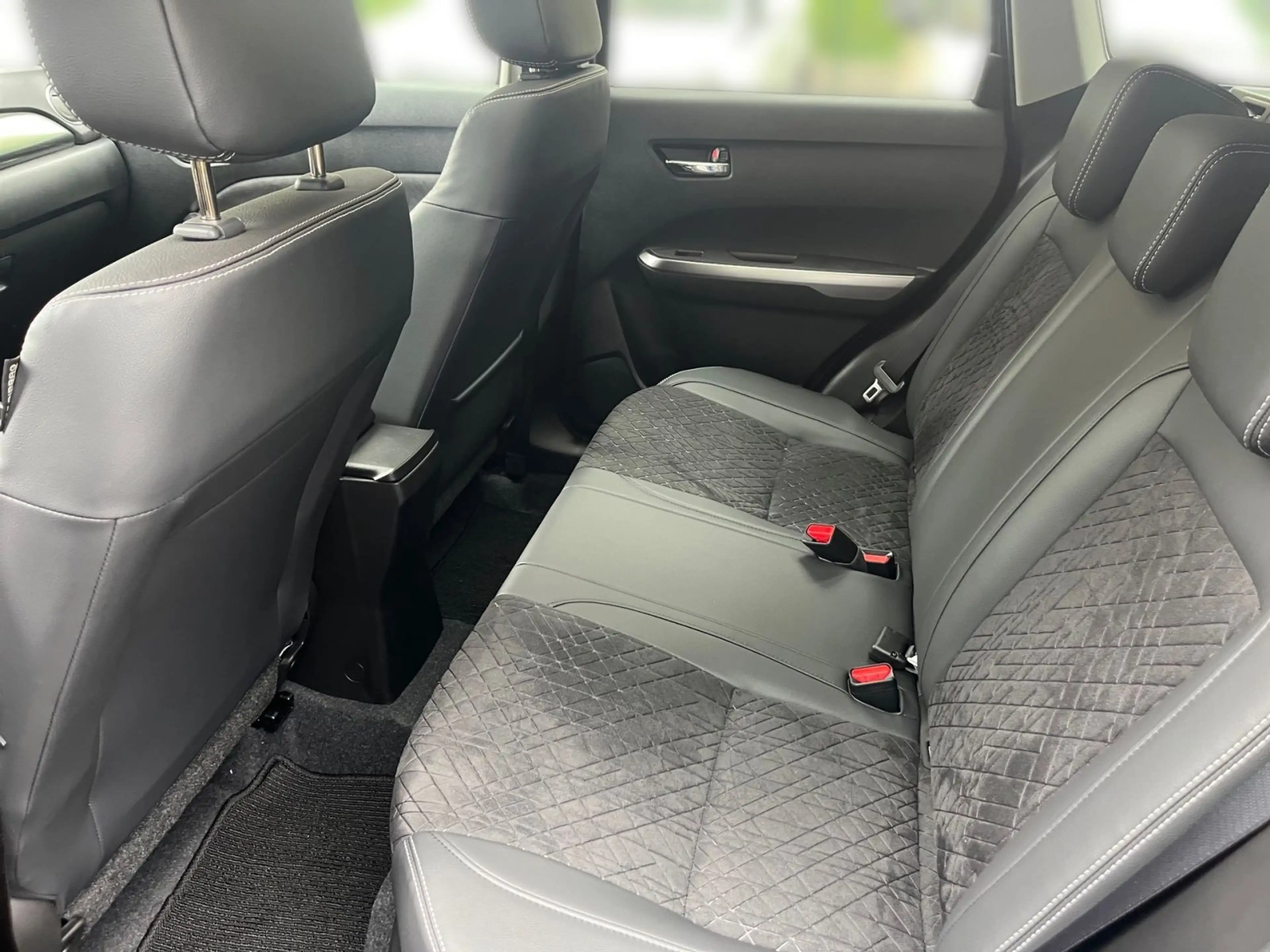 Suzuki Vitara VITARA 1,4 COMFORT+ Automatik PANO+NAVI+LED+ACC+ — photo 11