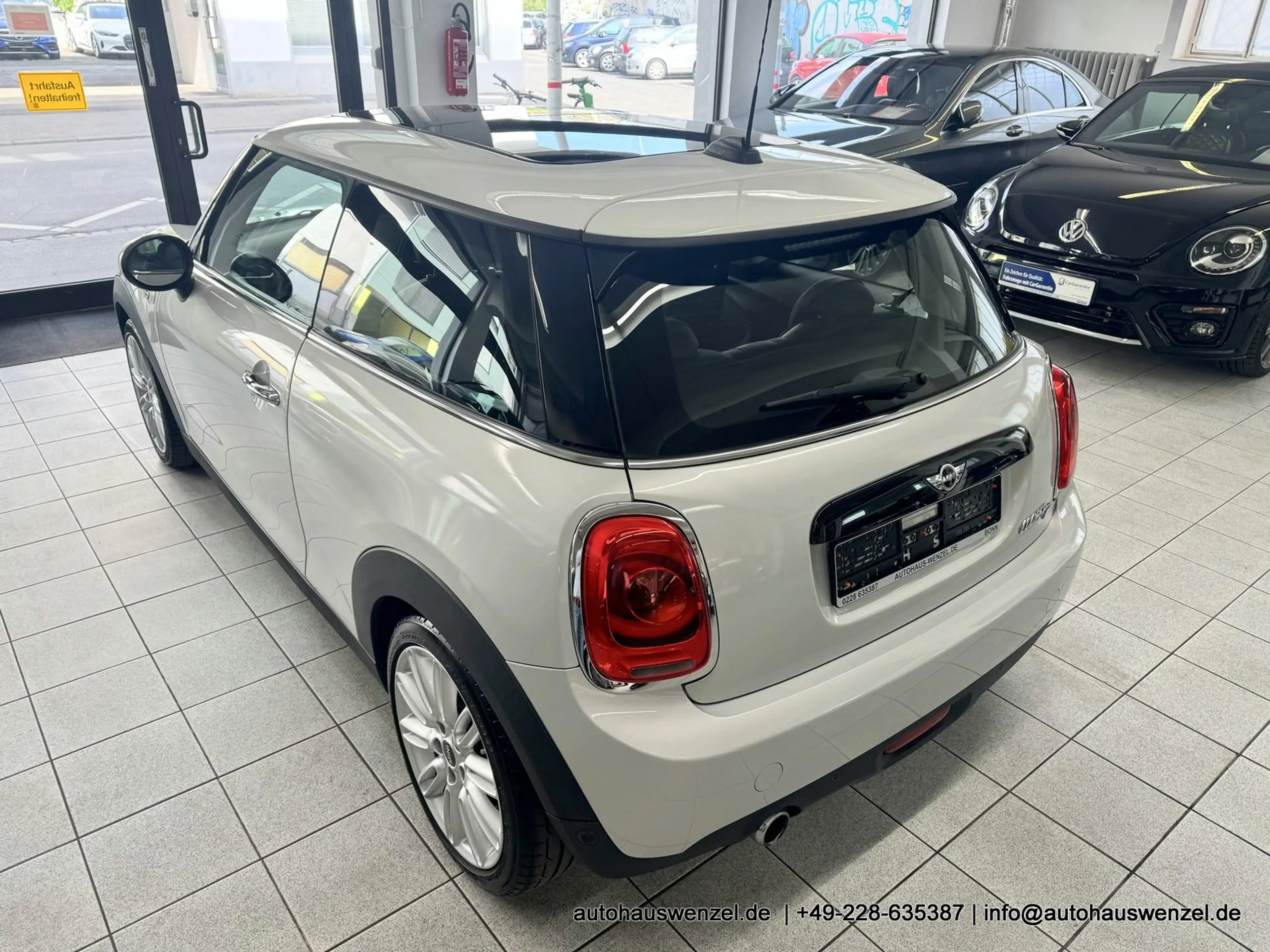 MINI Cooper D 6-Gang - nur 54 tkm - LEDER PANORAMA NAVI LED PDC — photo 10
