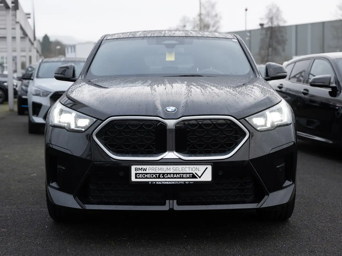 BMW X2 xDrive 20d M-Sport AHK ACC NAVI H/K LED Schwarz - 2