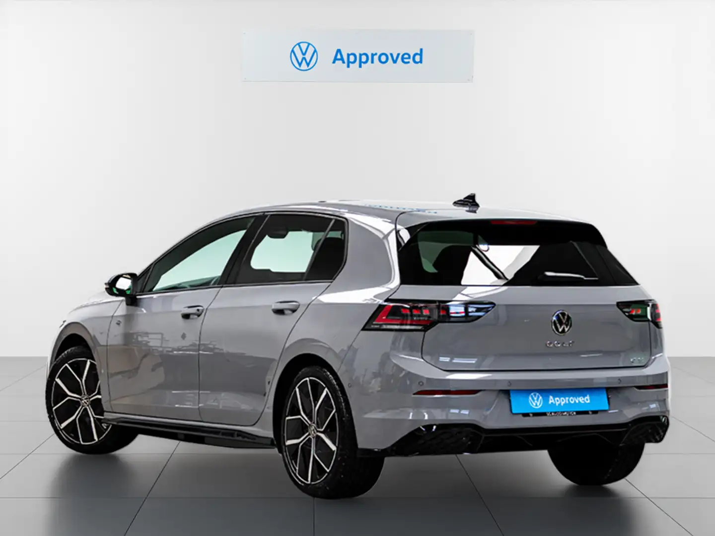 Volkswagen Golf 1.5 eTSI R-Line DSG 110kW Gris - 2